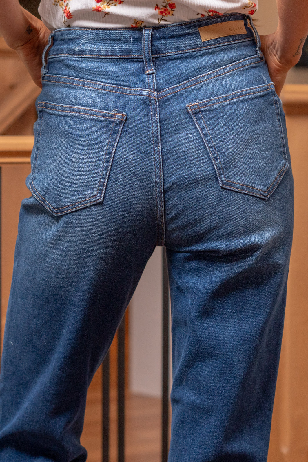 American Blues Denim Boutique Cello Jeans Down For Fun Slit Hem High Rise Straight