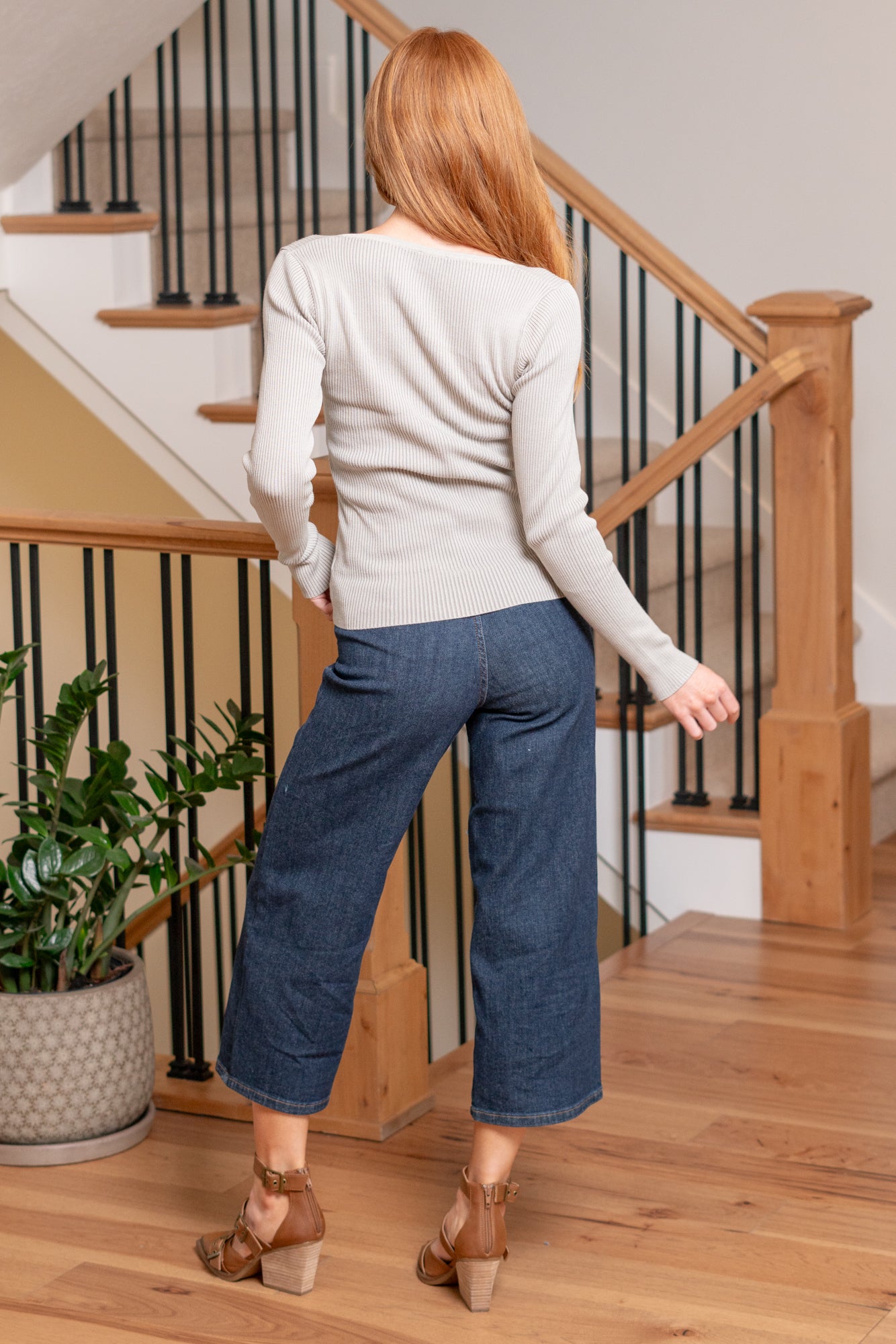 Hem & Thread Introducing our ribbed sweater, featuring a flattering sweetheart neckline and long sleeves. This top adds a touch of elegance to your look, combining comfort with style in a playful two-tone design. Color: Light Grey Neckline: Sweetheart Material: 75% VISCOSE 25% NYLON Style #: 39157-LTGrey Contact us for any additional measurements or sizing.