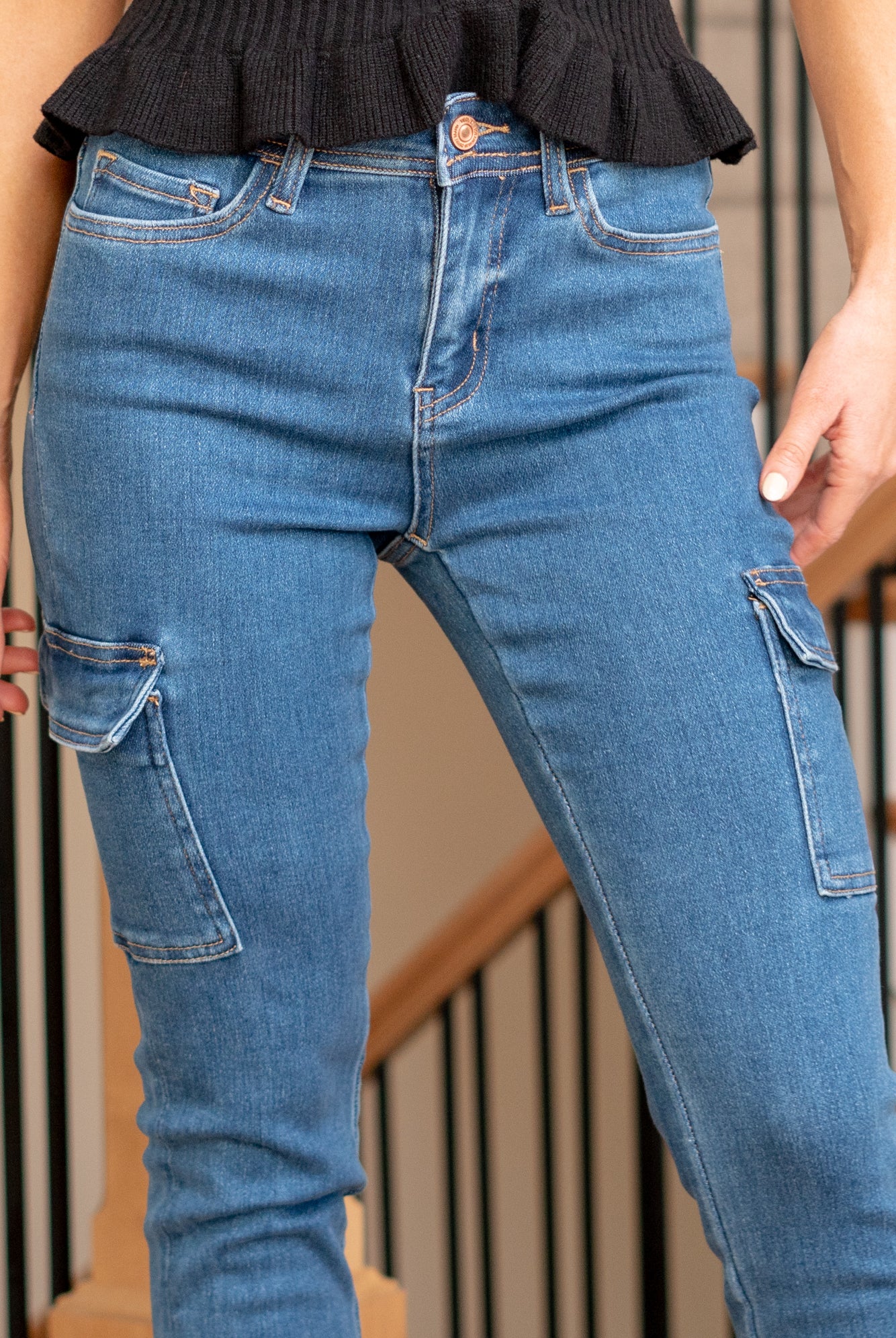 VERVET by Flying Monkey Jeans These on-trend jeans boast a flattering high rise, a sleek skinny fit, and edgy side cargo pockets, providing a perfect blend of fashion-forward design and functionality. The cropped length adds a touch of modernity, making them a versatile choice for various occasions.