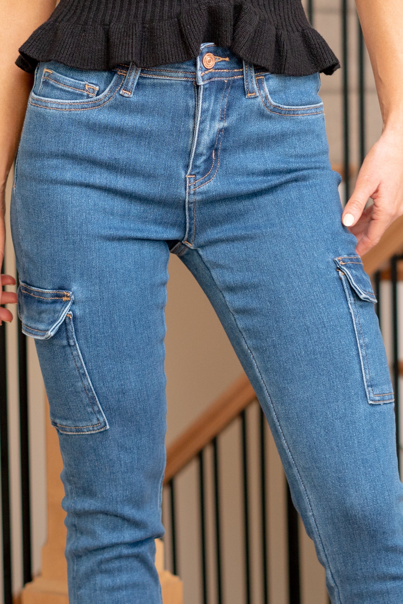 VERVET by Flying Monkey Jeans These on-trend jeans boast a flattering high rise, a sleek skinny fit, and edgy side cargo pockets, providing a perfect blend of fashion-forward design and functionality. The cropped length adds a touch of modernity, making them a versatile choice for various occasions.