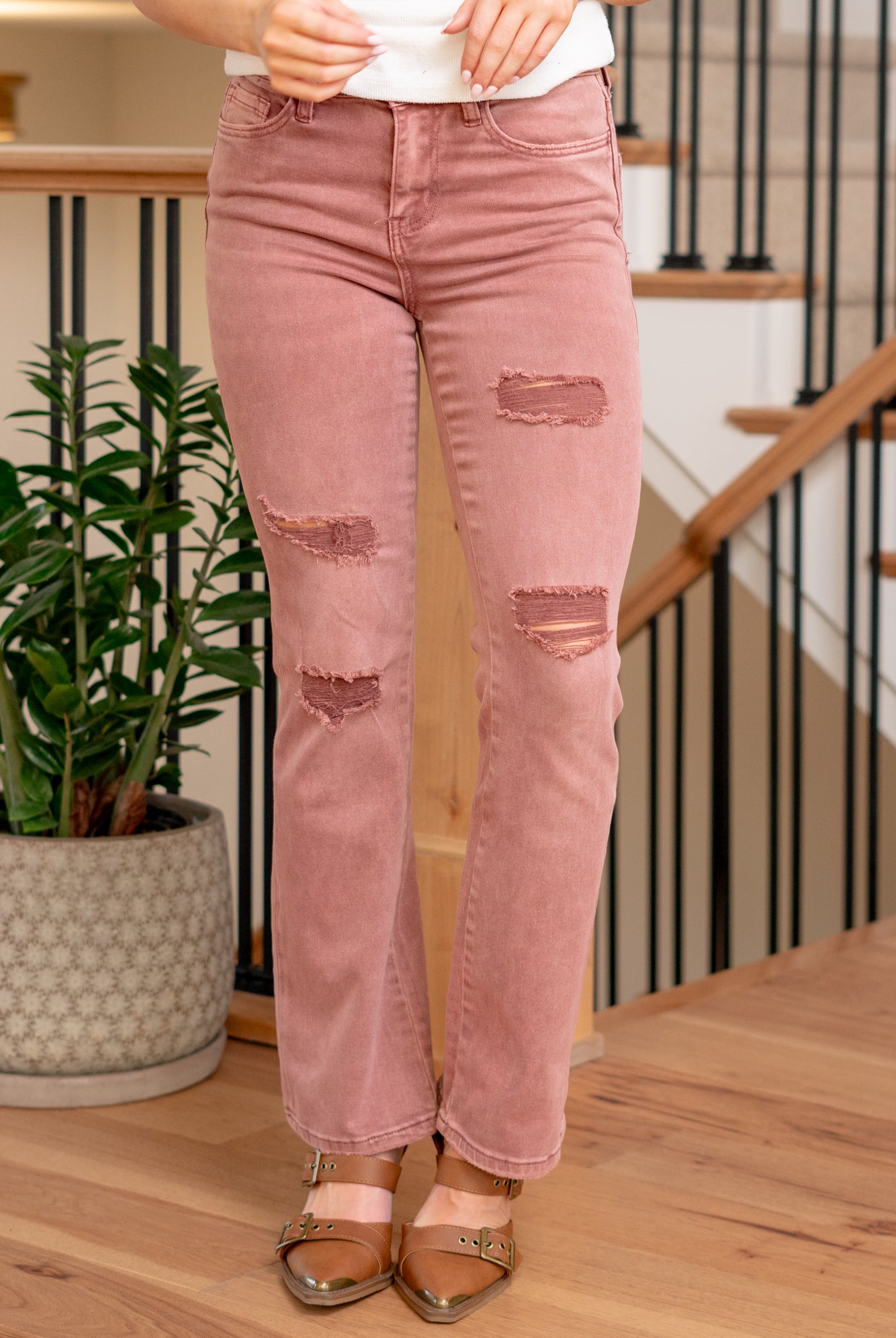 VERVET by Flying Monkey Jeans Elevate your denim game with the Skyler High Rise Boot Cut jeans, a perfect blend of timeless style and modern flair. Featuring a flattering high rise and a classic boot cut, these jeans provide a versatile silhouette for any occasion. Step into sophistication with the Skyler jeans, offering a chic and comfortable option for both casual and dressed-up looks.