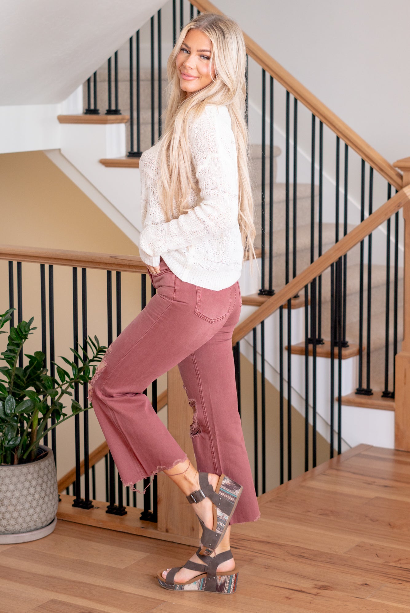 Vervet Flying Monkey Jeans These jeans feature a high waist with a cropped flare bottom and distressed legs in a pretty balsam wash in nonstretch denim. Color: Russet Brown Cut: Crop Flare, 27* Rise: High Rise, 10" Front Rise* Material: 100% Cotton Machine Wash Separately In Cold Water Stitching: Classic Fly: Zipper Style #: V2736RU