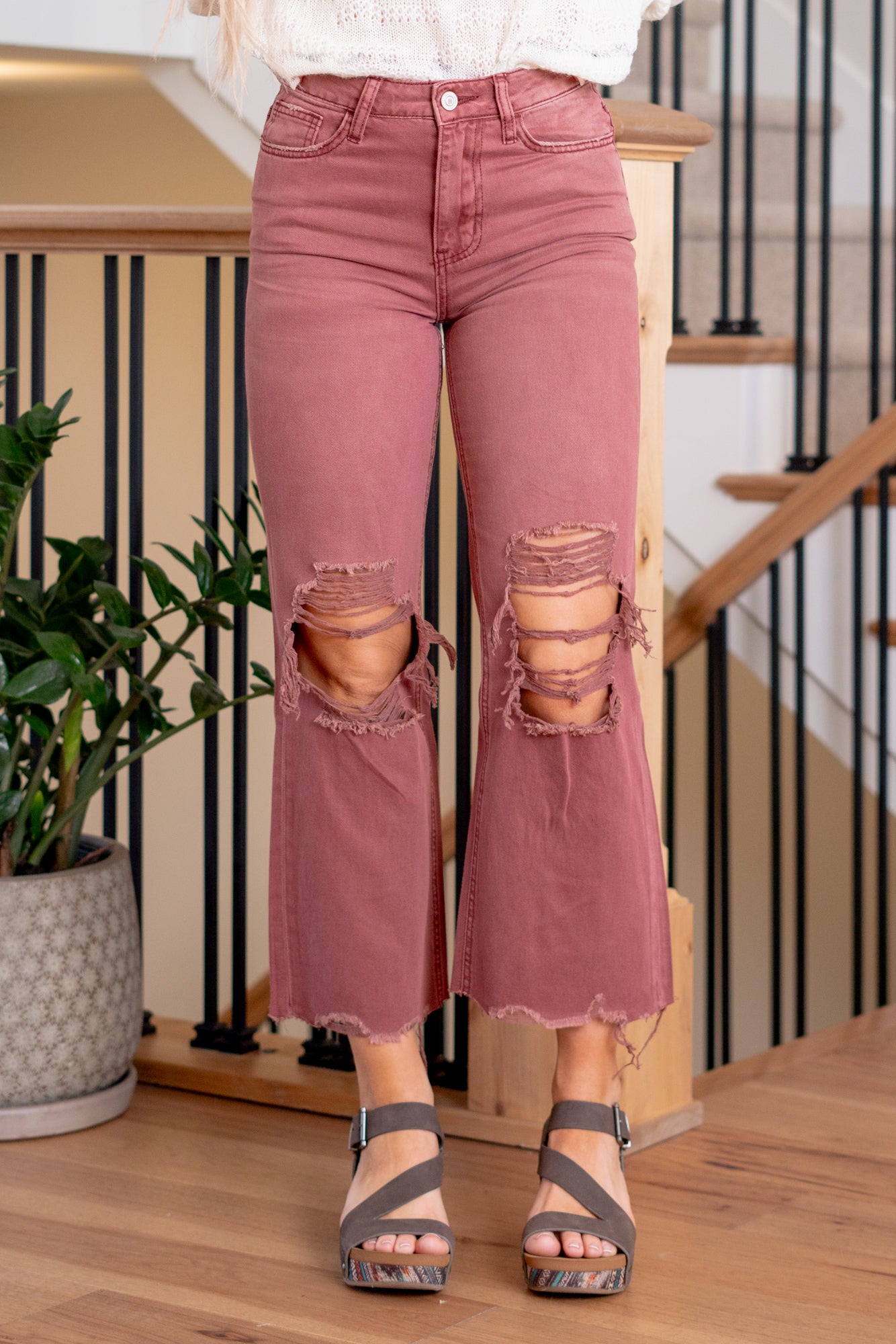 Vervet Flying Monkey Jeans These jeans feature a high waist with a cropped flare bottom and distressed legs in a pretty balsam wash in nonstretch denim. Color: Russet Brown Cut: Crop Flare, 27* Rise: High Rise, 10" Front Rise* Material: 100% Cotton Machine Wash Separately In Cold Water Stitching: Classic Fly: Zipper Style #: V2736RU