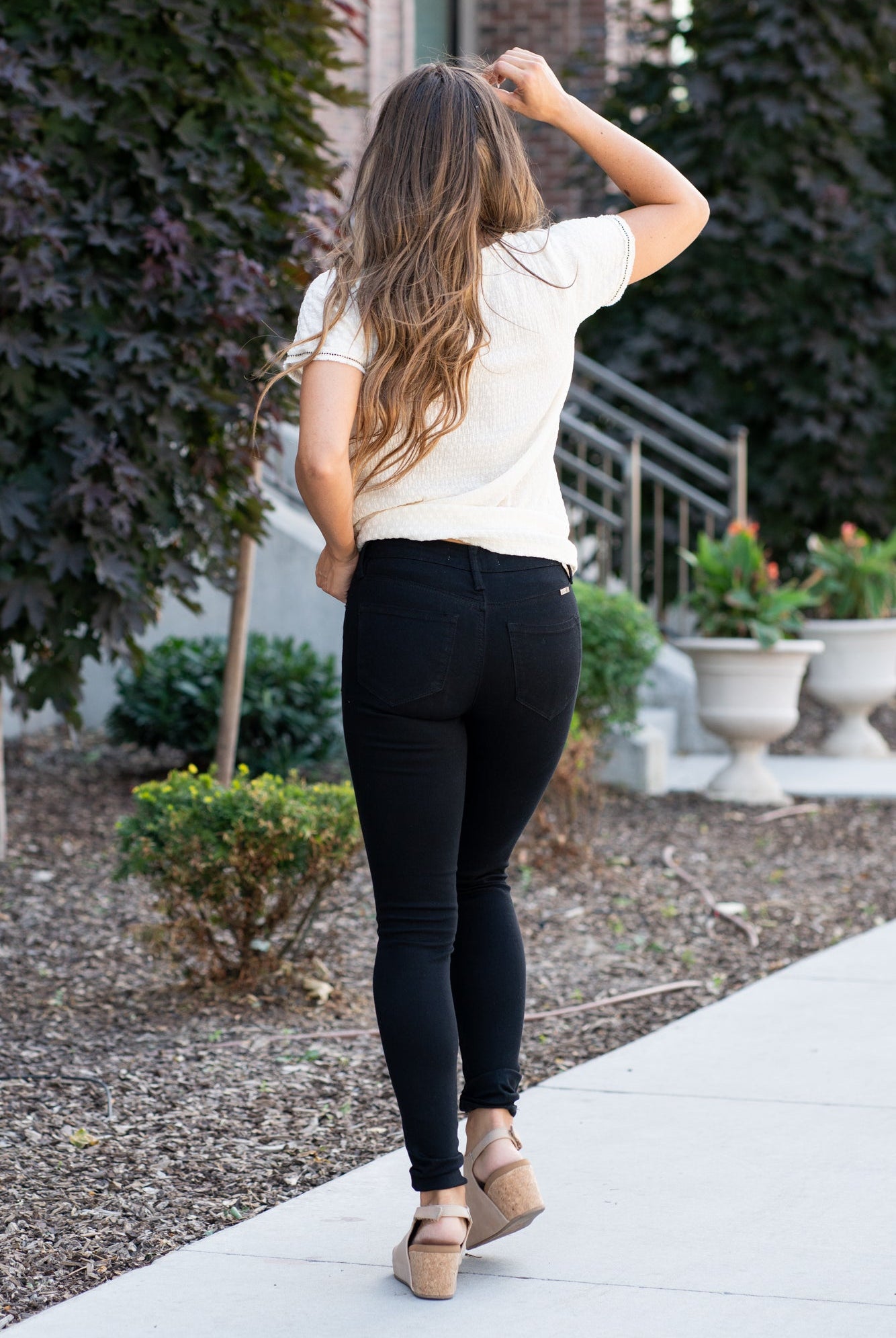 KanCan Jeans These are the staple black skinny jeans from KanCan. Collection: Core Style Color: Black Cut: Ankle Skinny, 28" Inseam Rise: High-Rise, 9.5" Front Rise Material: 65% Cotton 33% Rayon 2% Elastane Stitching: Classic Fly: Zipper Style #: KC6009BK Contact us for any additional measurements or sizing *Measured on the smallest size, measurements may vary by size. Alyssa wears a size 25 in jeans, a small in tops, and 8 in shoes. She is wearing size 3 in these jeans.