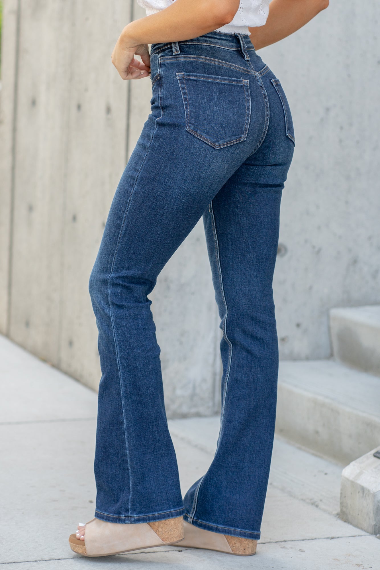 VERVET by Flying Monkey Jeans Skinny, 31" Inseam* High Rise, 9" Front Rise* 65% COTTON 30% POLYESTER 3% RAYON 2% SPANDEX Machine Wash Separately In Cold Water Stitching: Classic Fly: Zipper Style #: T5351 *Measured on the smallest size, measurements may vary by size. Contact us for any additional measurements or sizing. Cas is 5'7" and wears a size 25 in jeans, a small in tops, and 8 in shoes. She is wearing size 25 in these jeans.