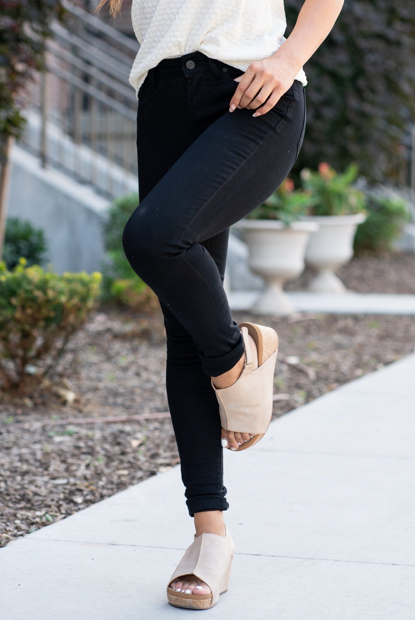 KanCan Jeans These are the staple black skinny jeans from KanCan. Collection: Core Style Color: Black Cut: Ankle Skinny, 28" Inseam Rise: High-Rise, 9.5" Front Rise Material: 65% Cotton 33% Rayon 2% Elastane Stitching: Classic Fly: Zipper Style #: KC6009BK Contact us for any additional measurements or sizing *Measured on the smallest size, measurements may vary by size. Alyssa wears a size 25 in jeans, a small in tops, and 8 in shoes. She is wearing size 3 in these jeans.