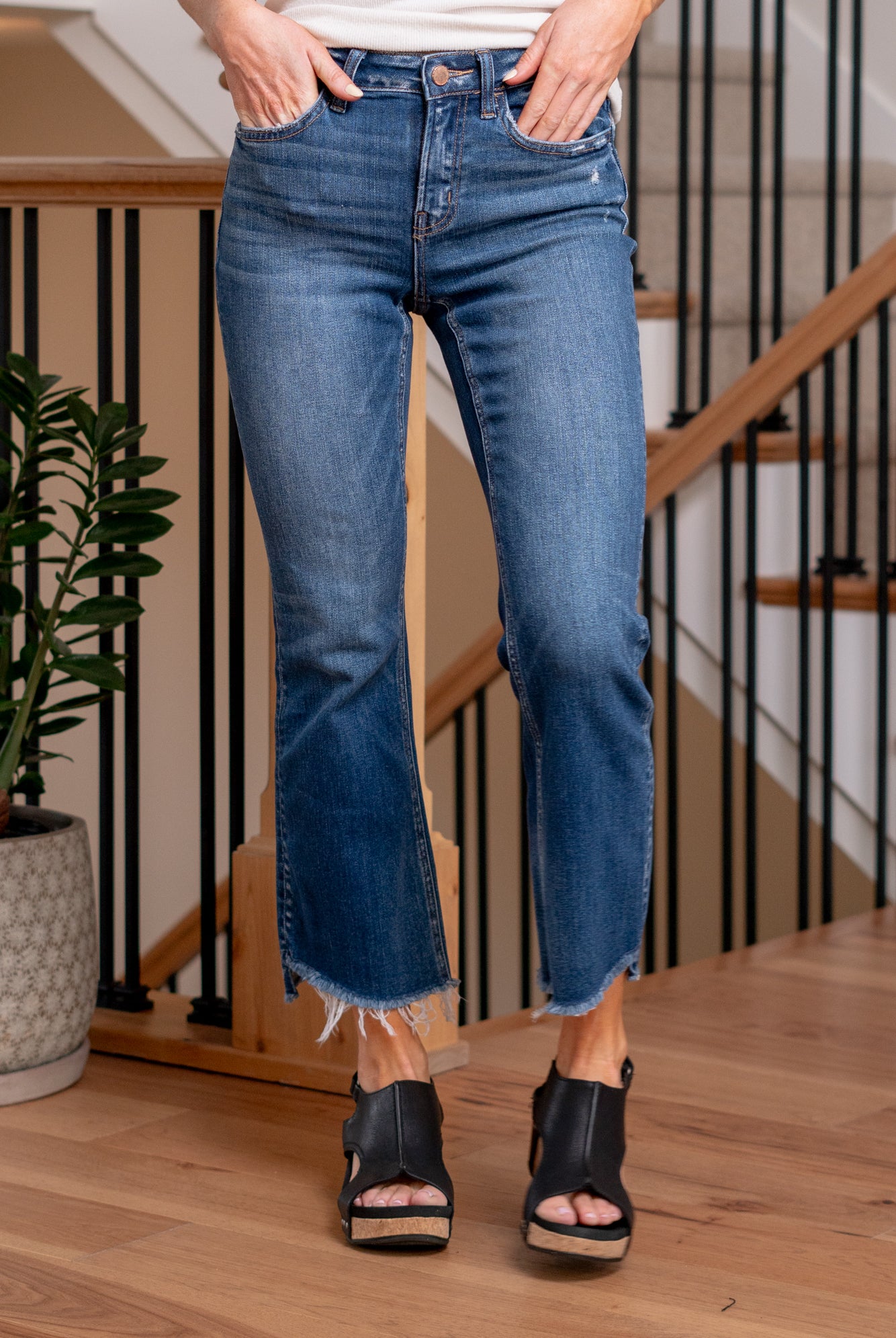 Flying Monkey Infuse your wardrobe with a touch of creativity and style with the Ingenuity High Rise Step Hem Crop Flare jeans. These on-trend jeans feature a flattering high-rise silhouette, a cropped flare leg, and a distinctive step hem design.