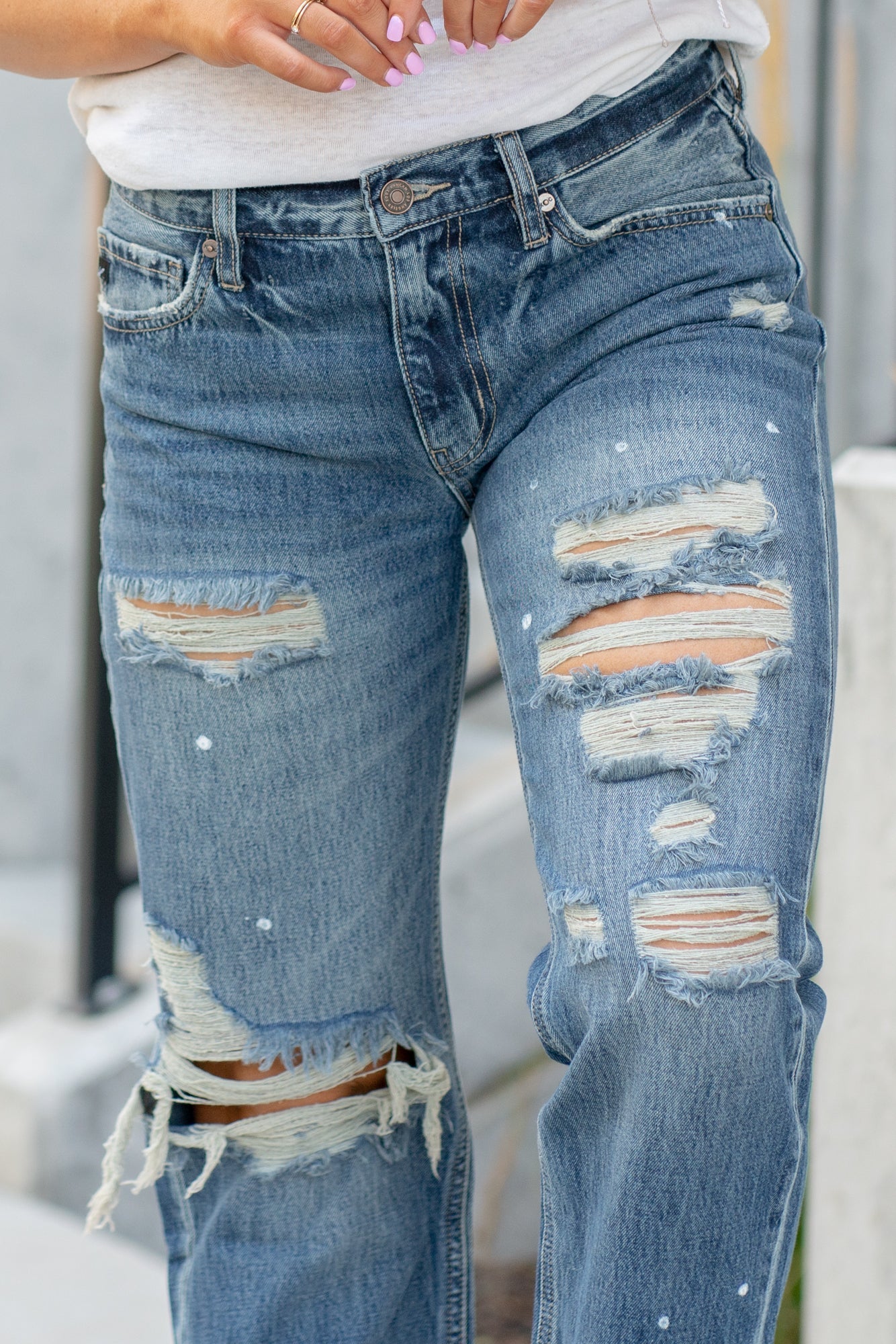 KanCan Jeans These mid-rise boyfriend jeans hit at exactly the right spot on your waist and with some spandex, these will stretch as you wear and get super comfy! Color: Dark Blue Wash Cut: Cuffed Boyfriend, 26" Inseam* Rise: Mid-Rise, 9.25" Front Rise* 99% COTTON, 1% SPANDEX Stitching: Classic Fly: Zipper Style #: KC8687D Contact us for any additional measurements or sizing.