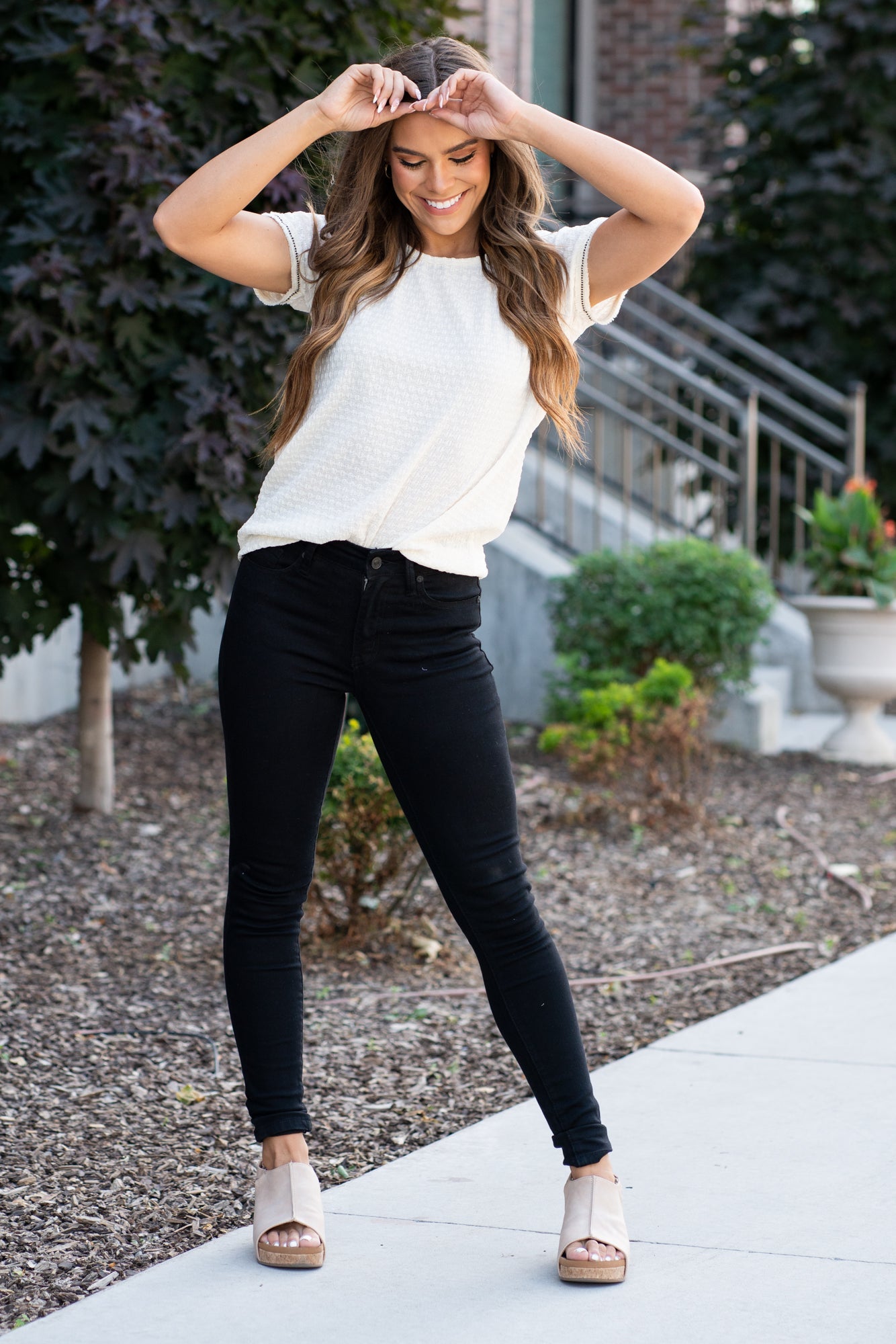 KanCan Jeans These are the staple black skinny jeans from KanCan. Collection: Core Style Color: Black Cut: Ankle Skinny, 28" Inseam Rise: High-Rise, 9.5" Front Rise Material: 65% Cotton 33% Rayon 2% Elastane Stitching: Classic Fly: Zipper Style #: KC6009BK Contact us for any additional measurements or sizing *Measured on the smallest size, measurements may vary by size. Alyssa wears a size 25 in jeans, a small in tops, and 8 in shoes. She is wearing size 3 in these jeans.