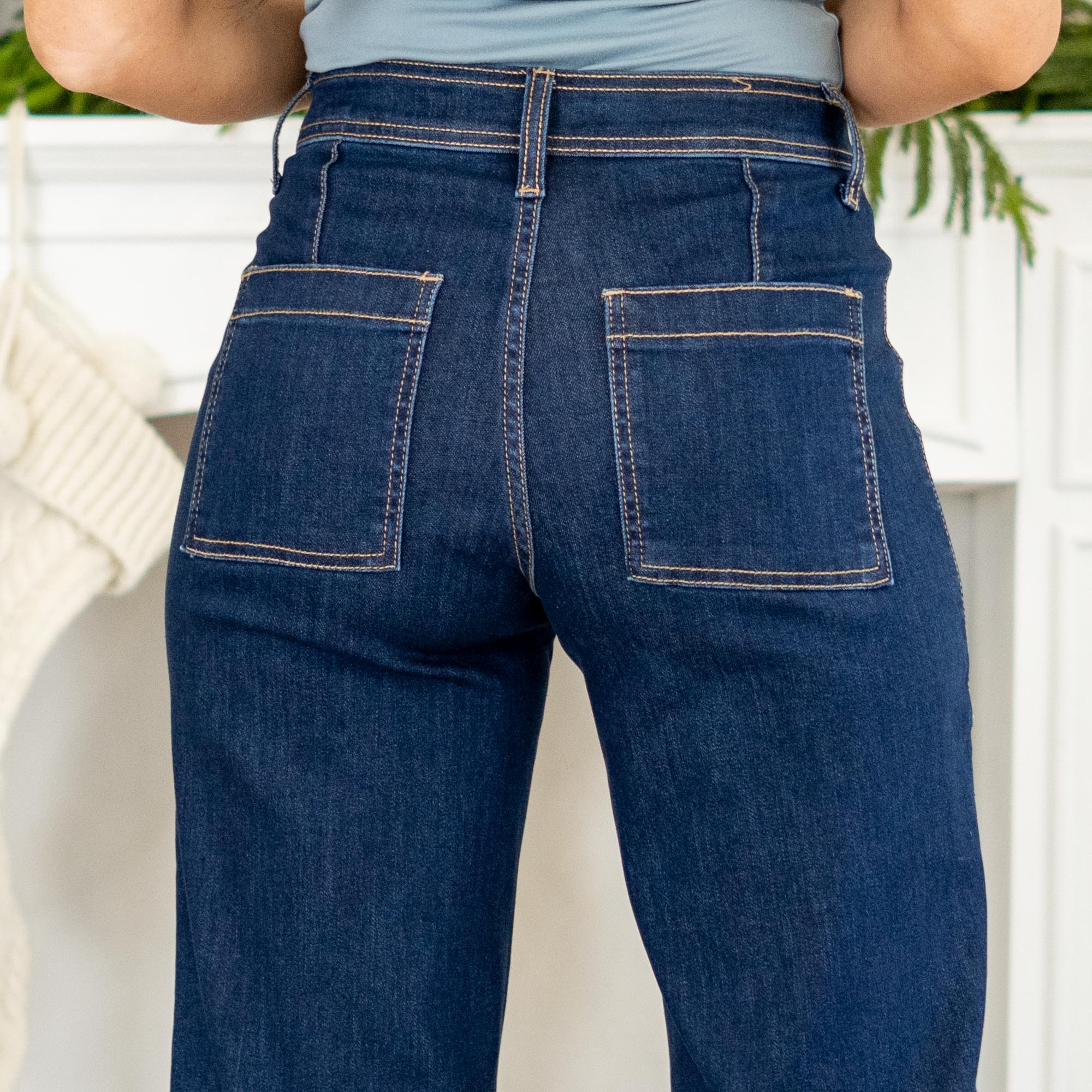 VERVET by Flying Monkey Jeans
Effortless, modern, and made to flatter — the Genial High Rise Raw Hem Wide Leg Jeans feature soft comfort stretch denim with a polished yet easy silhouette. The high rise waist enhances your shape, while the clean-cut raw hem and ankle-length finish give these wide legs a fresh, on-trend look. Simple, sleek, and ready for everyday styling.
Color Name: Genial
Color: Dark Blue Wash
Cut: Wide Leg, 28" Inseam*
Rise: High-Rise, 10" Front Rise*
Leg Opening: 20"