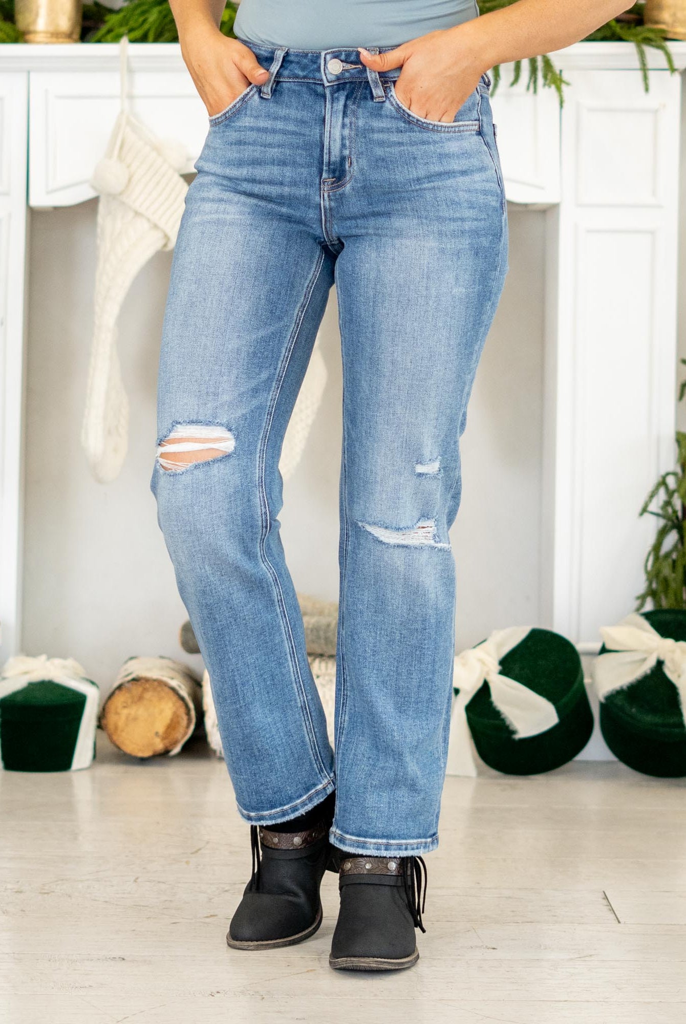VERVET by Flying Monkey Jeans
The Intimacy High Rise Distressed Straight Jeans bring effortless edge to your everyday style. Made with comfort stretch denim, they offer a flattering high-rise waist, classic 5-pocket design, and lived-in distressing that feels perfectly broken-in. The finished hem and ankle-length cut keep the look clean and modern, while the medium wash makes them a go-to for any outfit.
Easy, timeless, and effortlessly cool.
Color Name: Intimacy
Color: Medium Blue
Cut: Stra