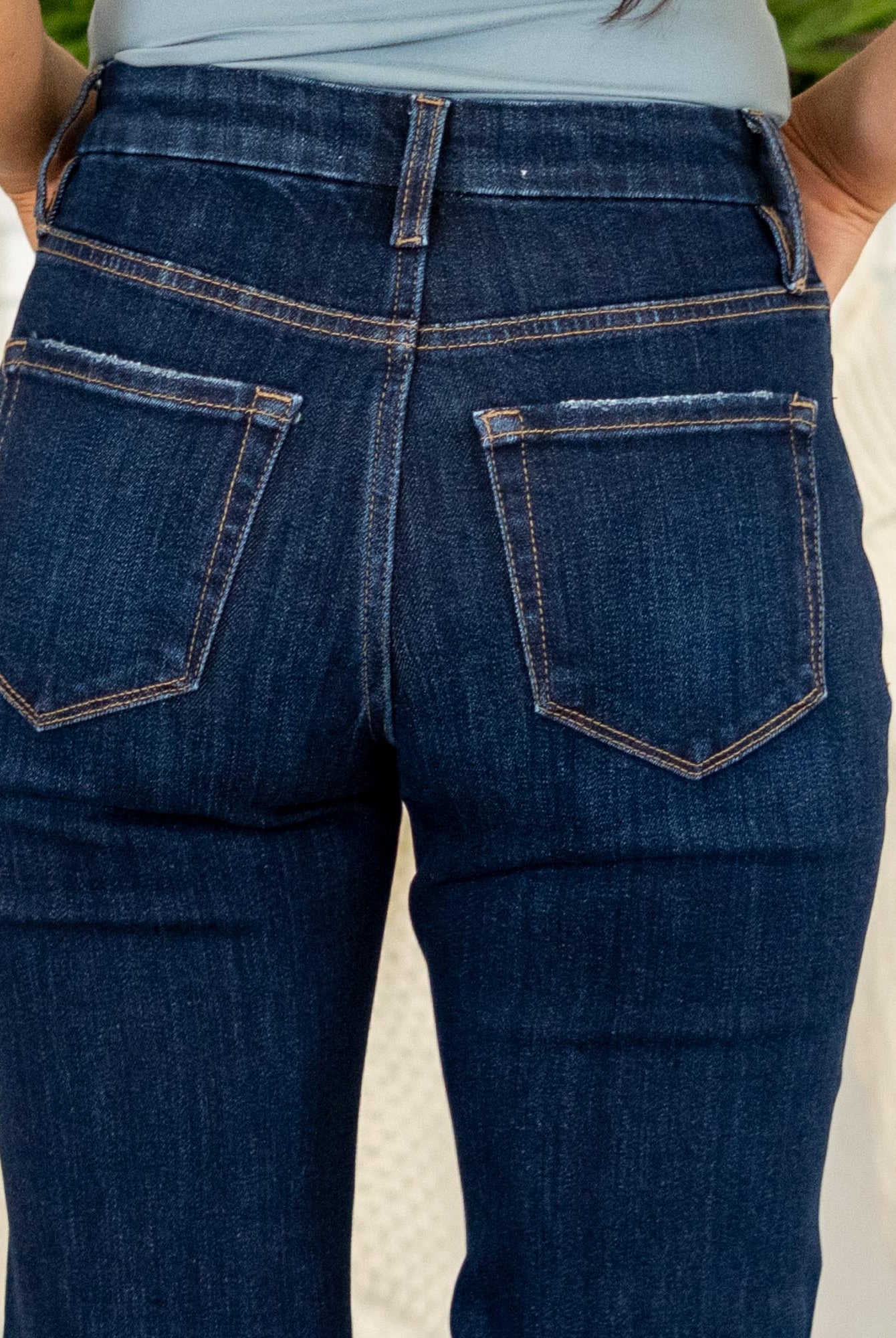 VERVET by Flying Monkey Jeans
Classic, refined, and effortlessly flattering — the Rededicate High Rise Dark Trouser Flare Jeans bring a vintage-inspired silhouette to your modern wardrobe. Made with comfort stretch denim, they feature a high rise waist, clean 5-pocket design, and a tailored trouser hem that elevates any outfit. The dark wash and full-length flare create a leg-lengthening look that’s perfect for dressier days or polished everyday style.
Color Name: Redeicate
Color: Dark Blue Wash
C