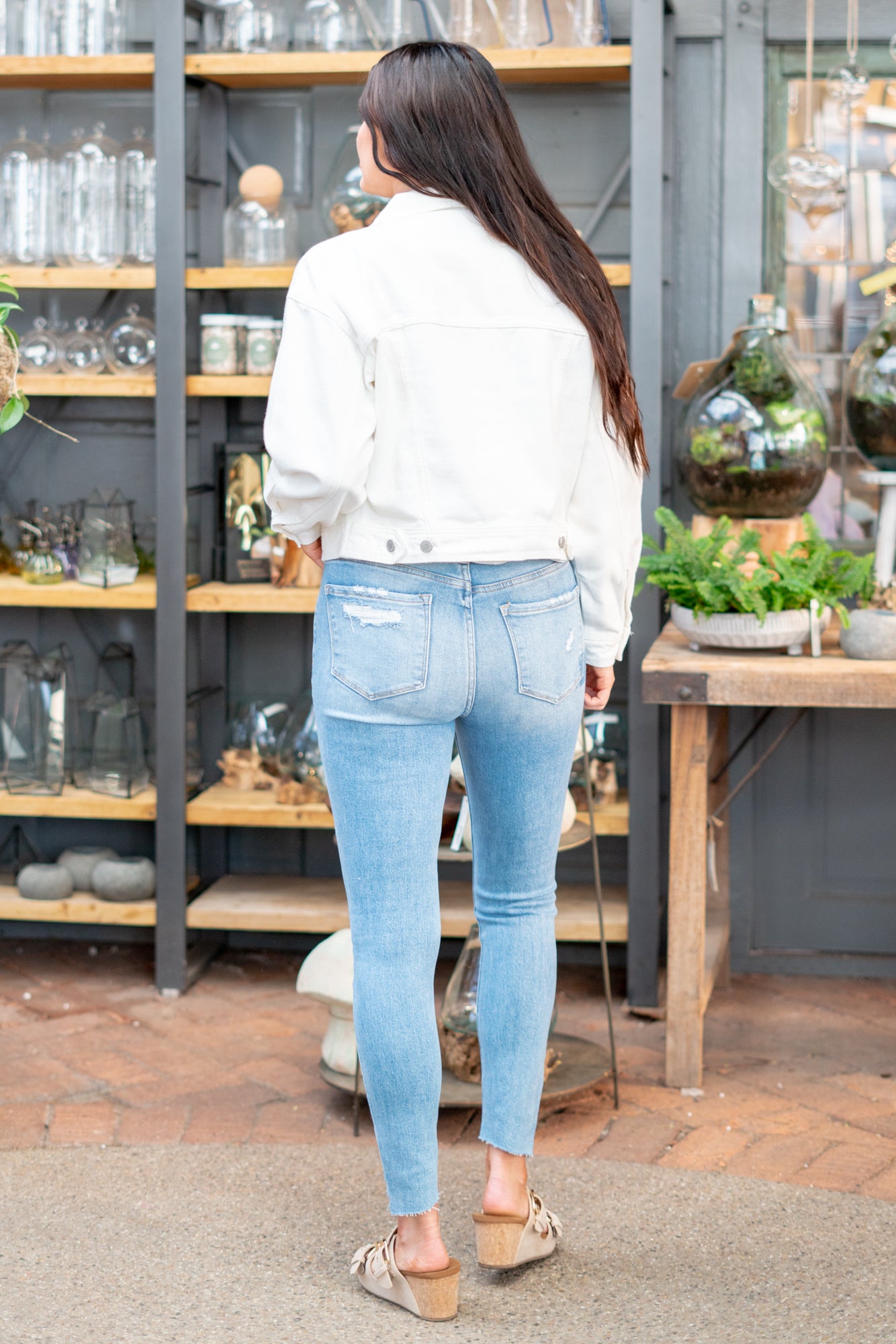 Judy Blue Non-Strech Boyfriend Denim Jacket Color: White Cut: Denim Jacket 100% Cotton Stitching: Classic Style #: JB7818 | 7818 / JB7818-PL | 7818-PL Contact us for any additional measurements or sizing.