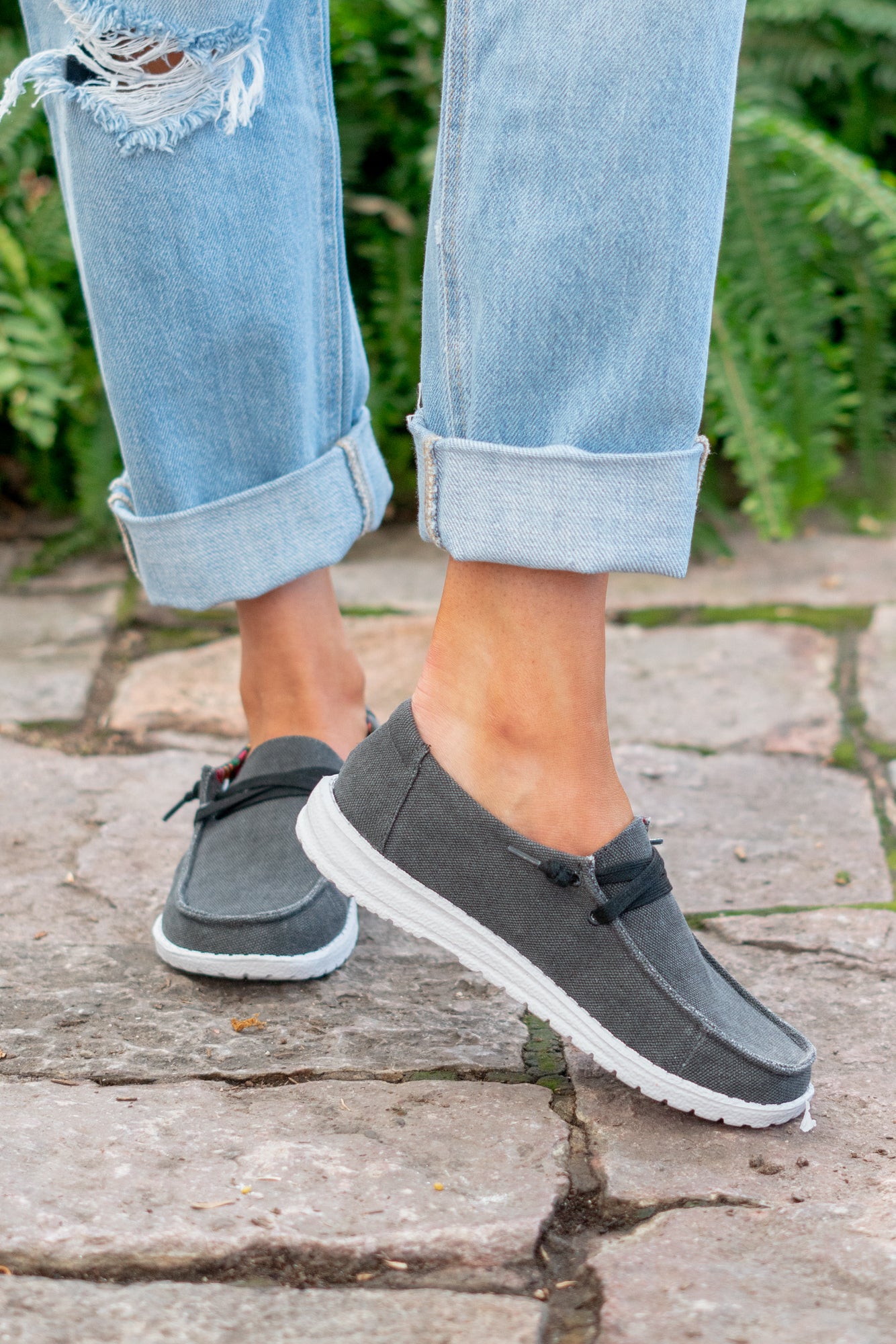 Boat Shoes | Gyspy Jazz by Very G These boat shoes from Gyspy Jazz are comfortable and bold. Style Name: Holly 5 Color: Black Cut: Boat Rubber Sole Style #: GJSP0302-Black Contact us for any additional measurements or sizing.