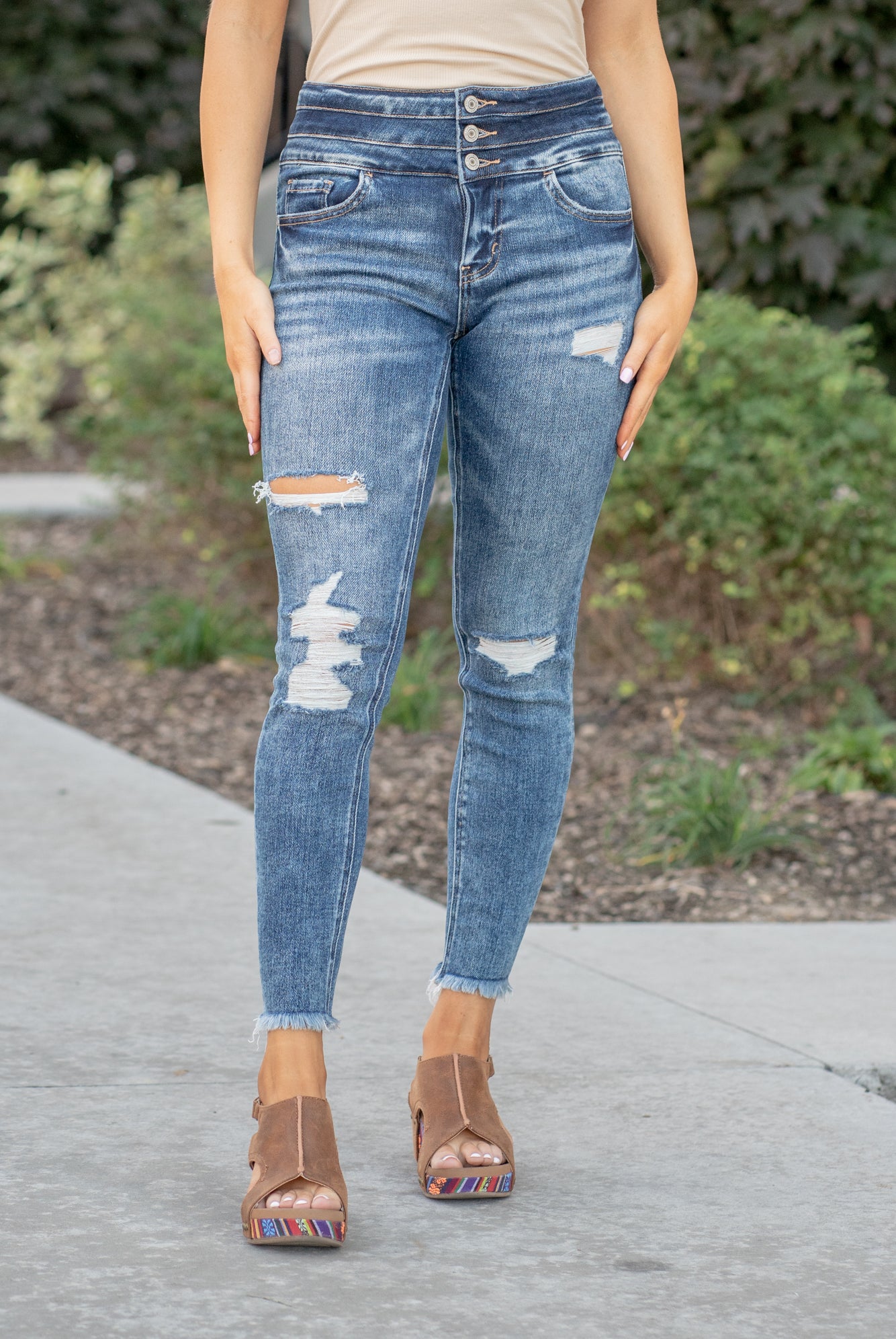 Vervet Flying Monkey Jeans These high-waisted ankle skinny leg jeans have a comfortable stretch with slim legs and a distressed frayed hem with the classic 5-pocket design. Style Name: Lobby Color: Medium Blue Wash Cut: Ankle Skinny, 27"* Rise: High-Rise, 10" Front Rise* Material: 92%COTTON, 6%POLYESTER, 2%SPANDEX Machine Wash Separately In Cold Water Stitching: Classic Fly: Zip Fly Style #: T5548 Contact us for any additional measurements or sizing.