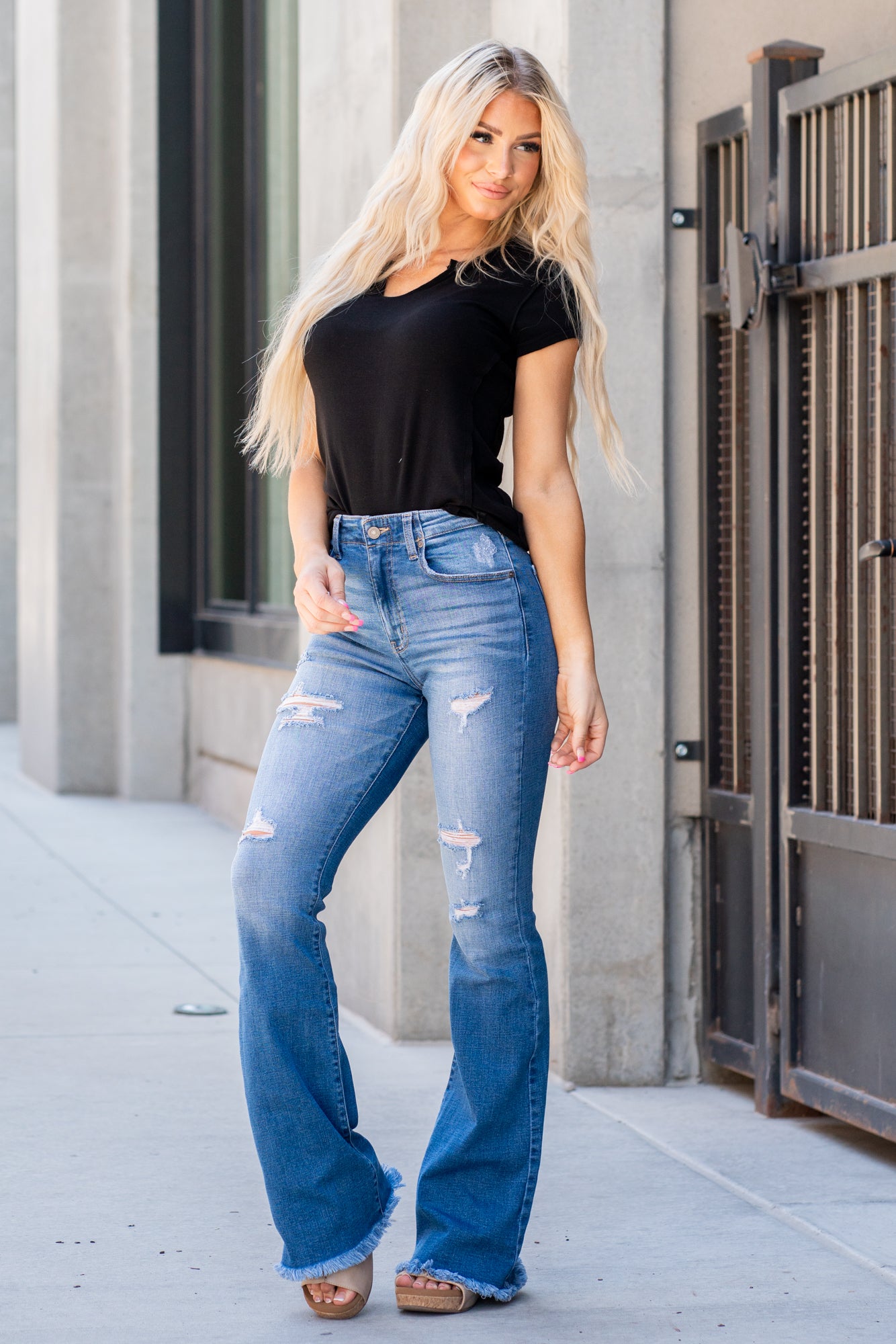 KanCan Jeans You will love the way these flare cuts fit your curves. Dress up with heels and a cute flutter sleeve top for a night out. Color: Medium Blue Cut: Flare Cut, 34" Inseam* Rise: High-Rise, 11" Front Rise* 98% COTTON, 2% SPANDEX Stitching: Classic Fly: Zipper Style #: KC9322M Contact us for any additional measurements or sizing.