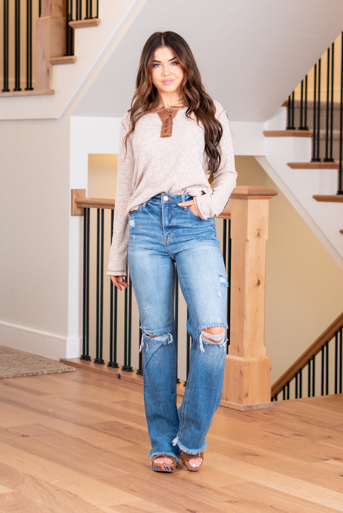 Risen Done with your skinny jeans? These vintage styles straight-leg jeans will be your new favorites! With a high-rise, these jeans hit at exactly the right spot on your waist, and spandex, these will stretch as you wear them. Pair with a graphic tee and tennies. Color: Dark Wash Cut: Straight Leg, 32" Inseam* Rise: High-Rise 11" Front Rise* 95% COTTON, 3.5% RAYON, 1.5% SPANDEX Machine Wash Separately In Cold Water Stitching: Classic Fly: Zipper Style #: RDP5081