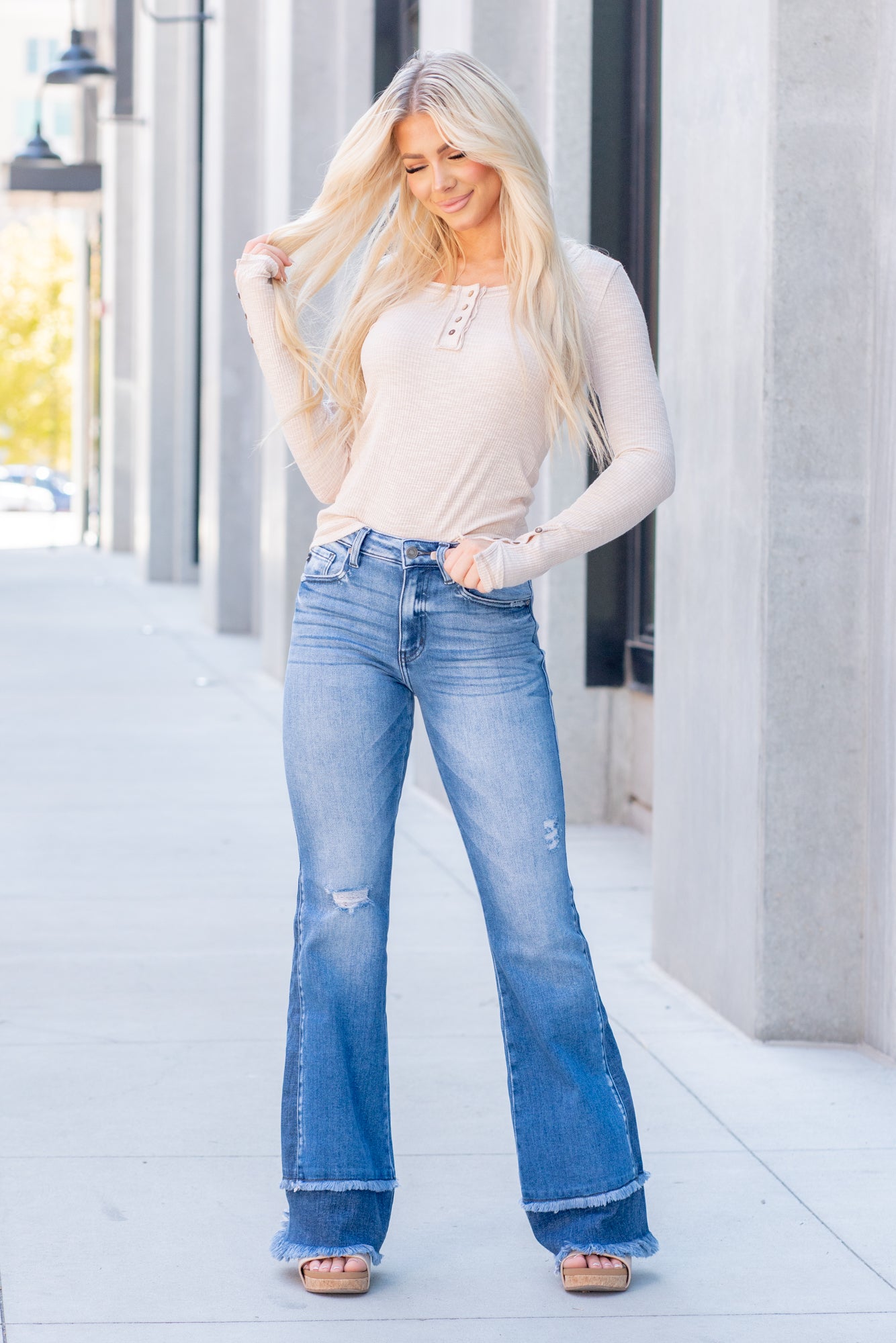 KanCan Jeans KanCan Stretch Leve: Comfort Stretch Flare, 34" Inseam* High Rise, 10" Front Rise* Medium Blue Wash SELF: 93% COTTON, 5% POLYESTER, 2% SPANDEX CONTRAST: 93% COTTON 6% POLYESTER, 1% SPANDEX Fly: Zipper Style #: KC9334M *Measured on the smallest size, measurements may vary by size.