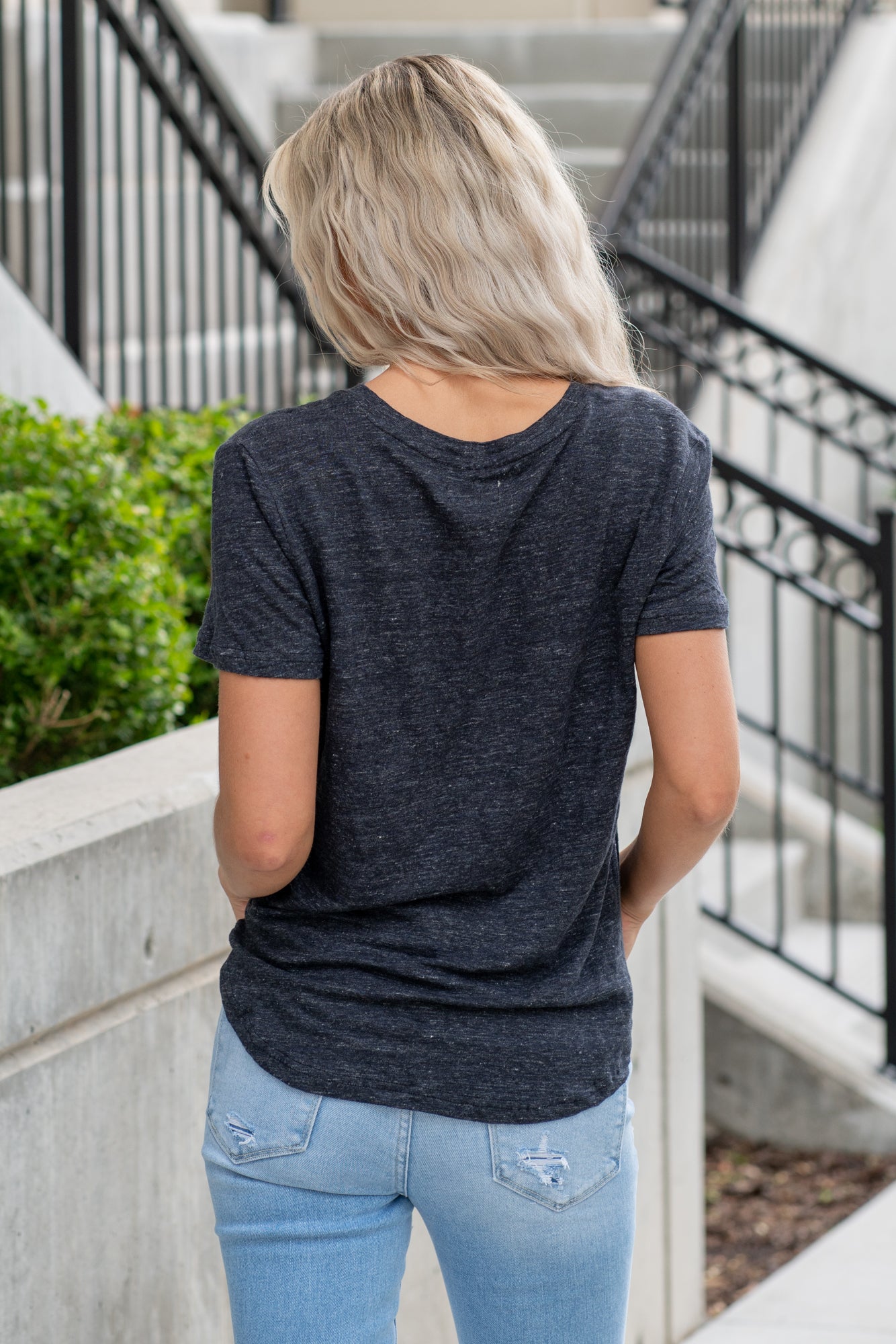 Thread & Supply This isn't your basic v-neck tee. Made in a paper thin, soft fabric with a high low cut which it perfect for a little front tuck! Color: Black Neckline: V-Neck Sleeve: Short Sleeve 100% TENCEL™ LYOCELL Style #: T370LPKTS-BK001 Contact us for any additional measurements or sizing.