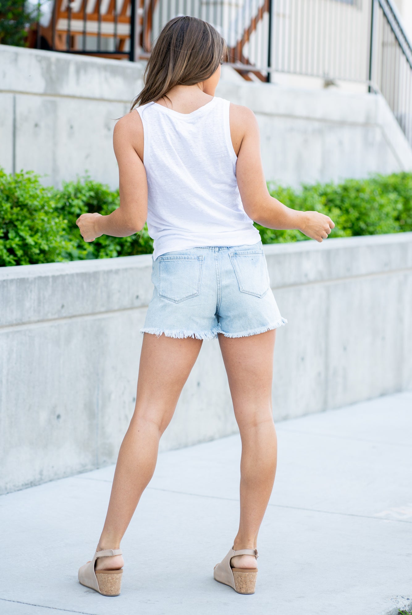 KanCan Jeans Color: Light Blue Cut: Shorts, 2.75" Inseam* Rise: High Rise, 12.25" Front Rise* 100% Cotton Stitching: Classic Fly: Zipper Style #: KC7920L Contact us for any additional measurements or sizing. *Measured on the smallest size, measurements may vary by size.