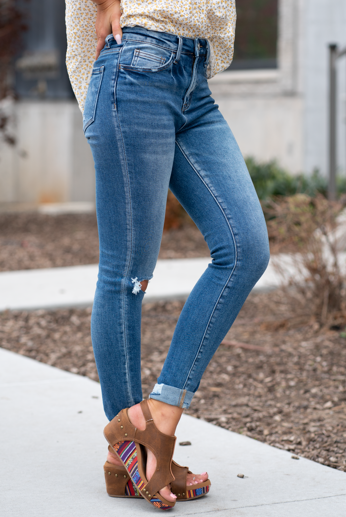Vervet Flying Monkey Jeans  These high-rise straight distressed jeans are so cute for spring. Pair with sandals and a tank for a casual day-out look.  Style Name: Satisfactory  Color: Dark Blue Wash  Cut: Ankle Skinny, 27" Rise: Suoer High-Rise, 10" Front Rise Material: 90.5%COTTON, 7.5%POLYESTER, 2%SPANDEX Machine Wash Separately In Cold Water Stitching: Classic Fly: Zip Fly Style #: V2270M