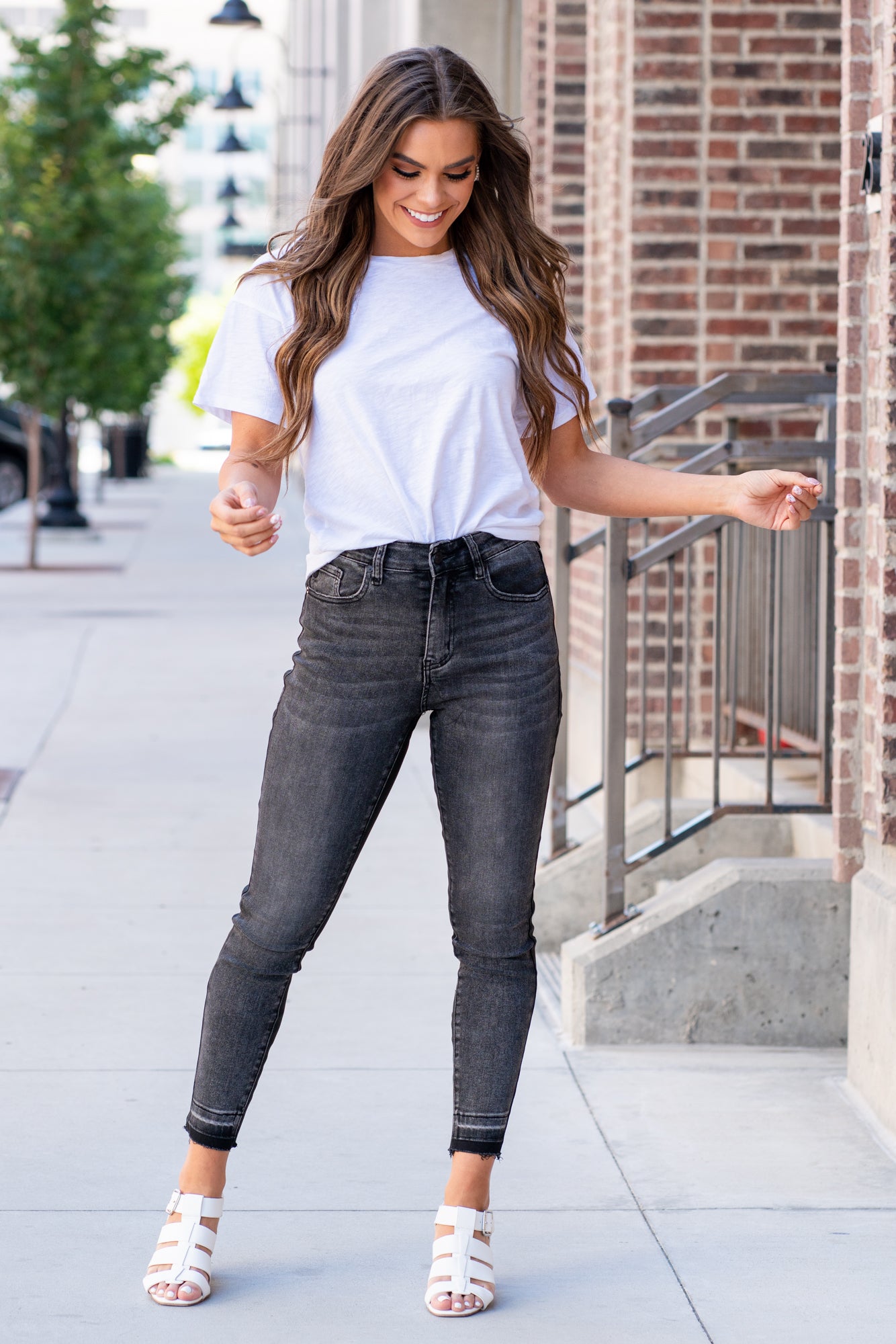 KanCan Jeans Color: Gray / Black Ankle Skinny, 27" Inseam* High Rise, 10.25" Front Rise* Fray Hem Ankle 97.5% COTTON , 2.5% SPANDEX Fly: Zipper Style #: KC6380BK Contact us for any additional measurements or sizing. *Measured on the smallest size, measurements may vary by size.