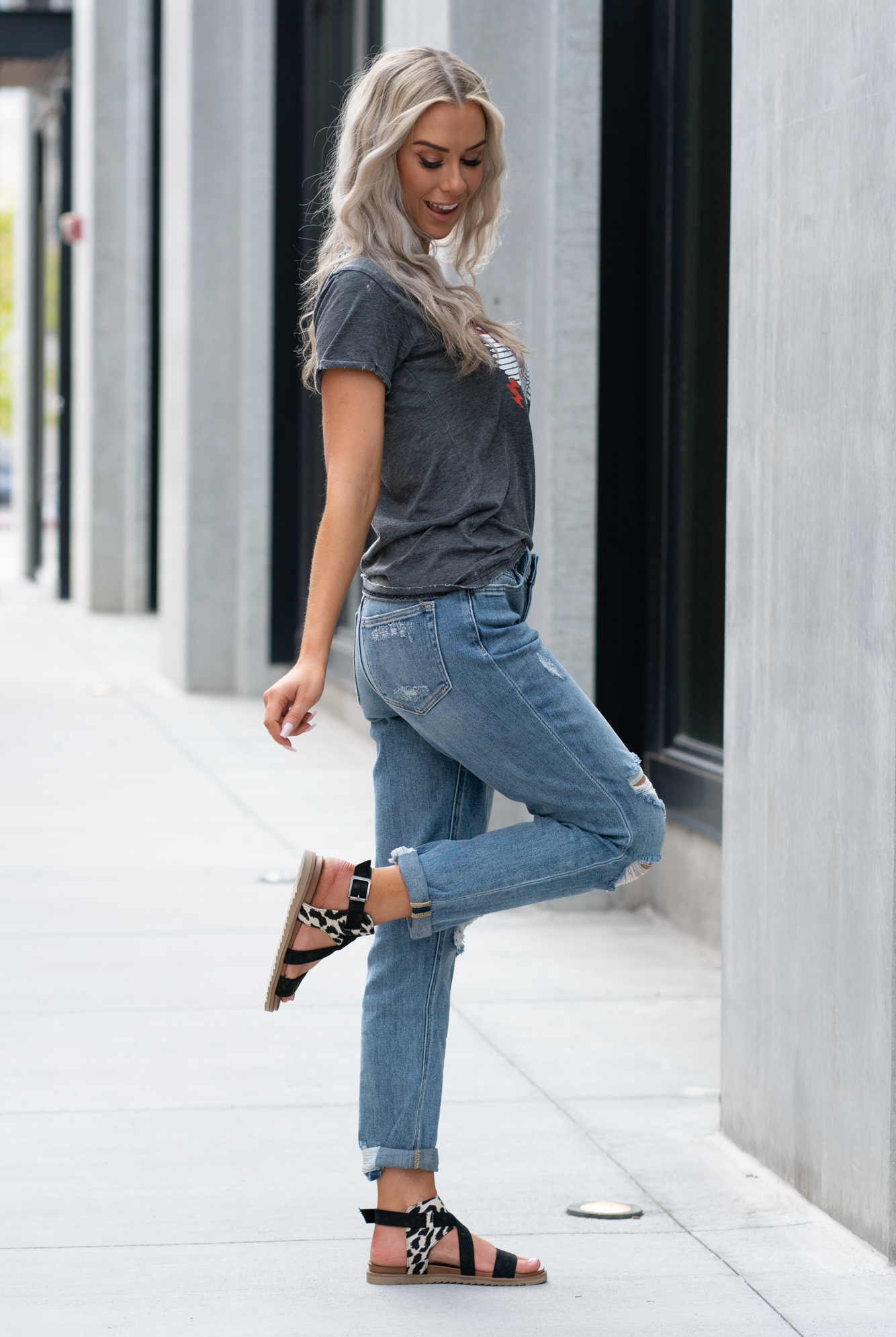 VERVET by Flying Monkey Jeans These comfortable boyfriends have a cuffed hem and ripped legs. Pair with a white tee and sandals this season for a casual look. Boyfriend, 26" Inseam Ripped Destroyed Hem Legs Rise: High Rise, 10" Front Rise 92%COTTON, 6%POLYESTER, 2%SPANDEX Machine Wash Separately In Cold Water Stitching: Classic Fly: Zipper Style #: V2116 Contact us for any additional measurements or sizing. *Measured on the smallest size, measurements may vary by size.