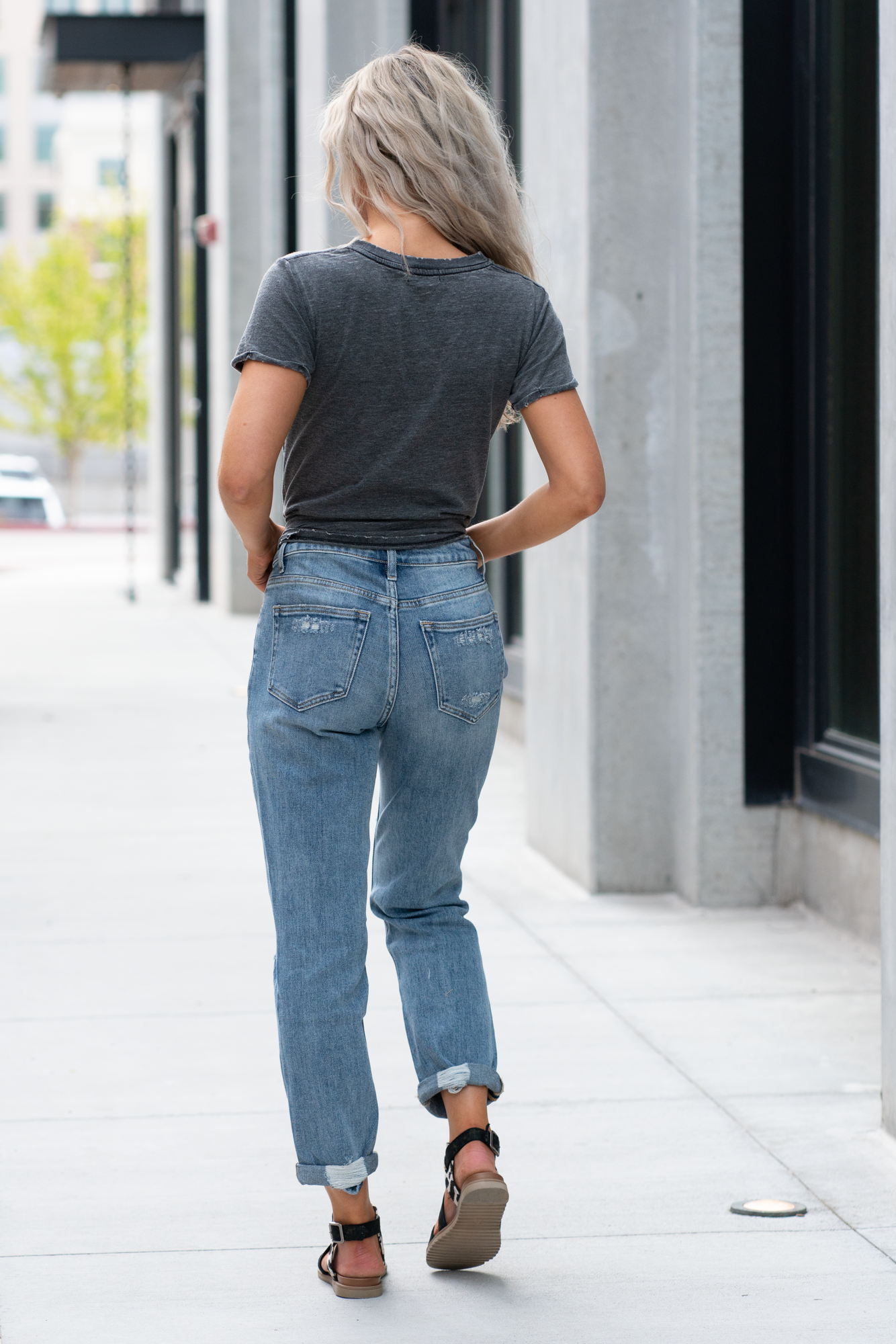 VERVET by Flying Monkey Jeans These comfortable boyfriends have a cuffed hem and ripped legs. Pair with a white tee and sandals this season for a casual look. Boyfriend, 26" Inseam Ripped Destroyed Hem Legs Rise: High Rise, 10" Front Rise 92%COTTON, 6%POLYESTER, 2%SPANDEX Machine Wash Separately In Cold Water Stitching: Classic Fly: Zipper Style #: V2116 Contact us for any additional measurements or sizing. *Measured on the smallest size, measurements may vary by size.