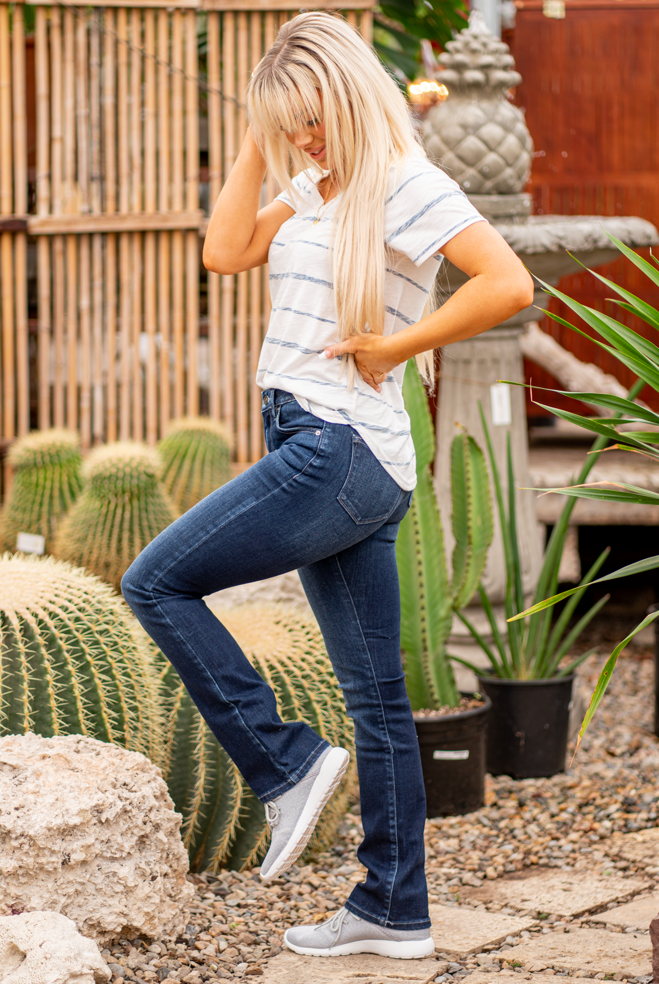 KanCan Jeans  KanCan Stretch Level: Stretchy  Color: Dark Blue Cut: Boot Cut, 32" Inseam* Rise: High-Rise, 10" Front Rise* 68% COTTON, 30% POLYESTER, 2%SPANDEX Stitching: Classic  Fly: Zipper Style #: KC8683D  Contact us for any additional measurements or sizing.  *Measured on the smallest size, measurements may vary by size.
