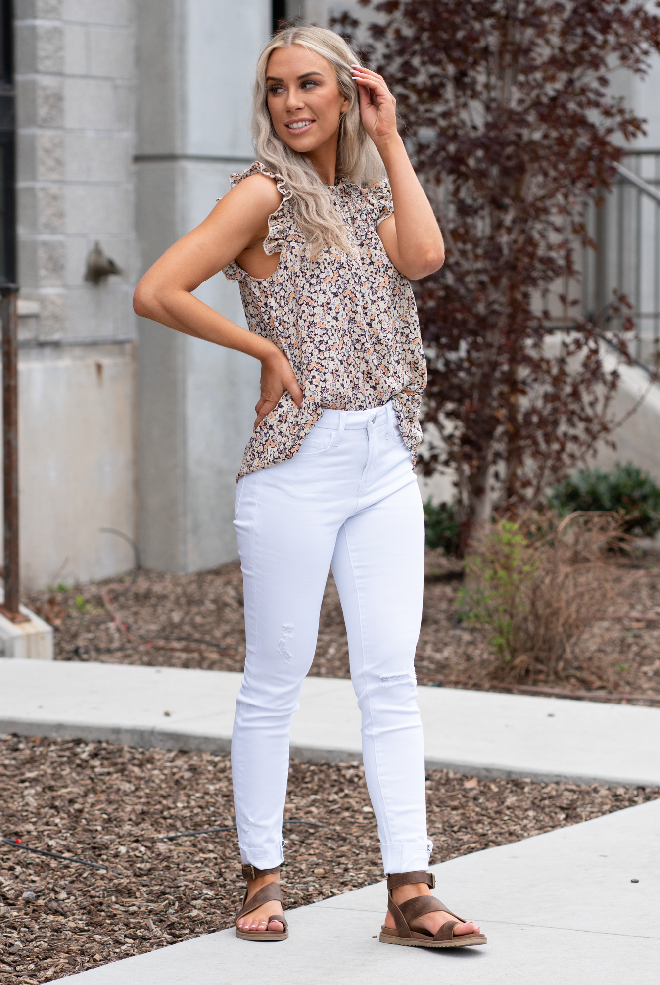 VERVET by Flying Monkey Jeans Skinny, 27" Inseam* Distressed Legs Rise: High Rise, 10" Front Rise* 98% Cotton, 2% Spandex Machine Wash Separately In Cold Water Stitching: Classic Fly: Zipper Style #: V2615 Contact us for any additional measurements or sizing. *Measured on the smallest size, measurements may vary by size.