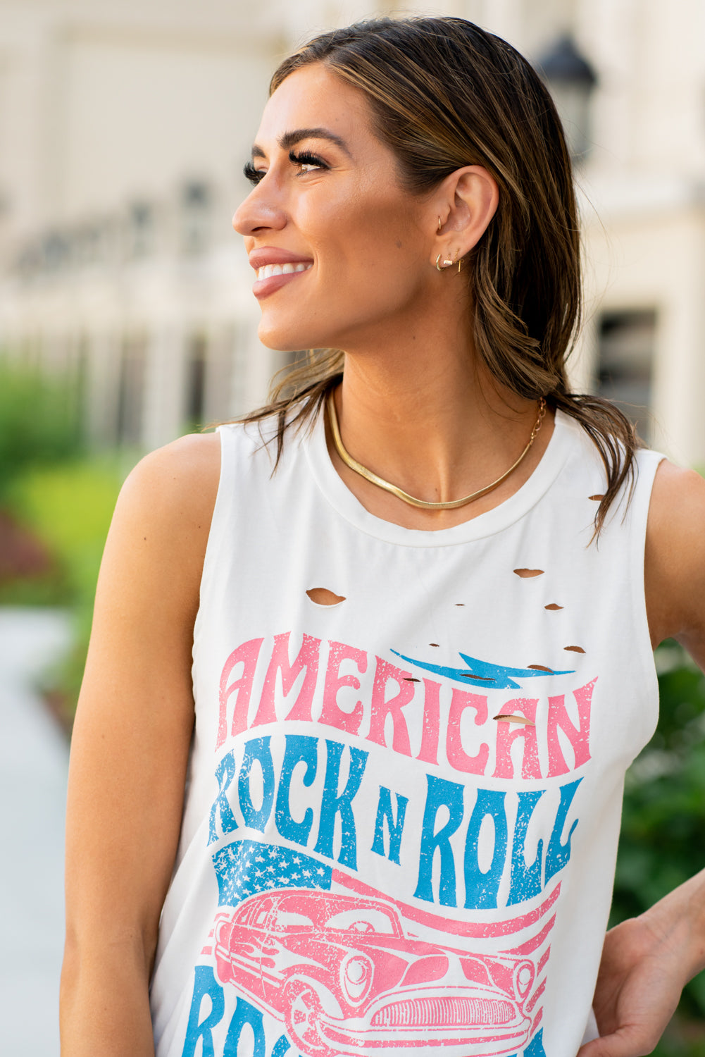 Zutter Collection: Spring 2021 Color: Ivory Neckline: Round Sleeve: No Sleeve Relaxed Fit Material: COTTON 100% Style #: F432-1620 Contact us for any additional measurements or sizing.