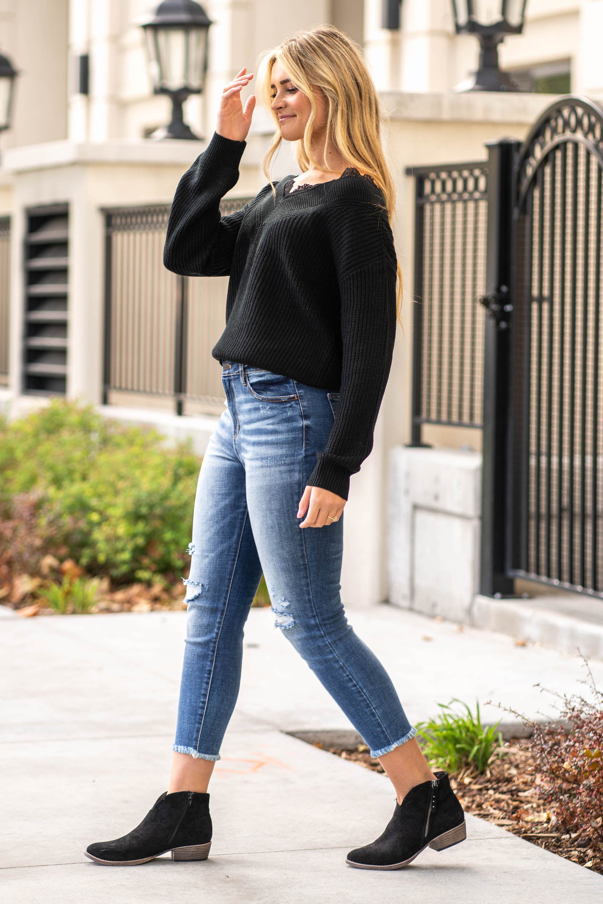 Cello Jeans Cellos signature sexy fit made from some of the best denim in the world. The ripped knees and frayed hem give that cool lived-in look. Additionally equipped with five pockets, belt loops and a zip fly closure. Color: Dark Blue Wash Cut: Skinny, 26" Inseam* Rise: High-Rise, 10" Front Rise* 94% Cotton 4% Polyester 2% Spandex Fly: Zipper Style #: WV77481DK Contact us for any additional measurements or sizing. *Measured on the smallest size, measurements may vary by size.