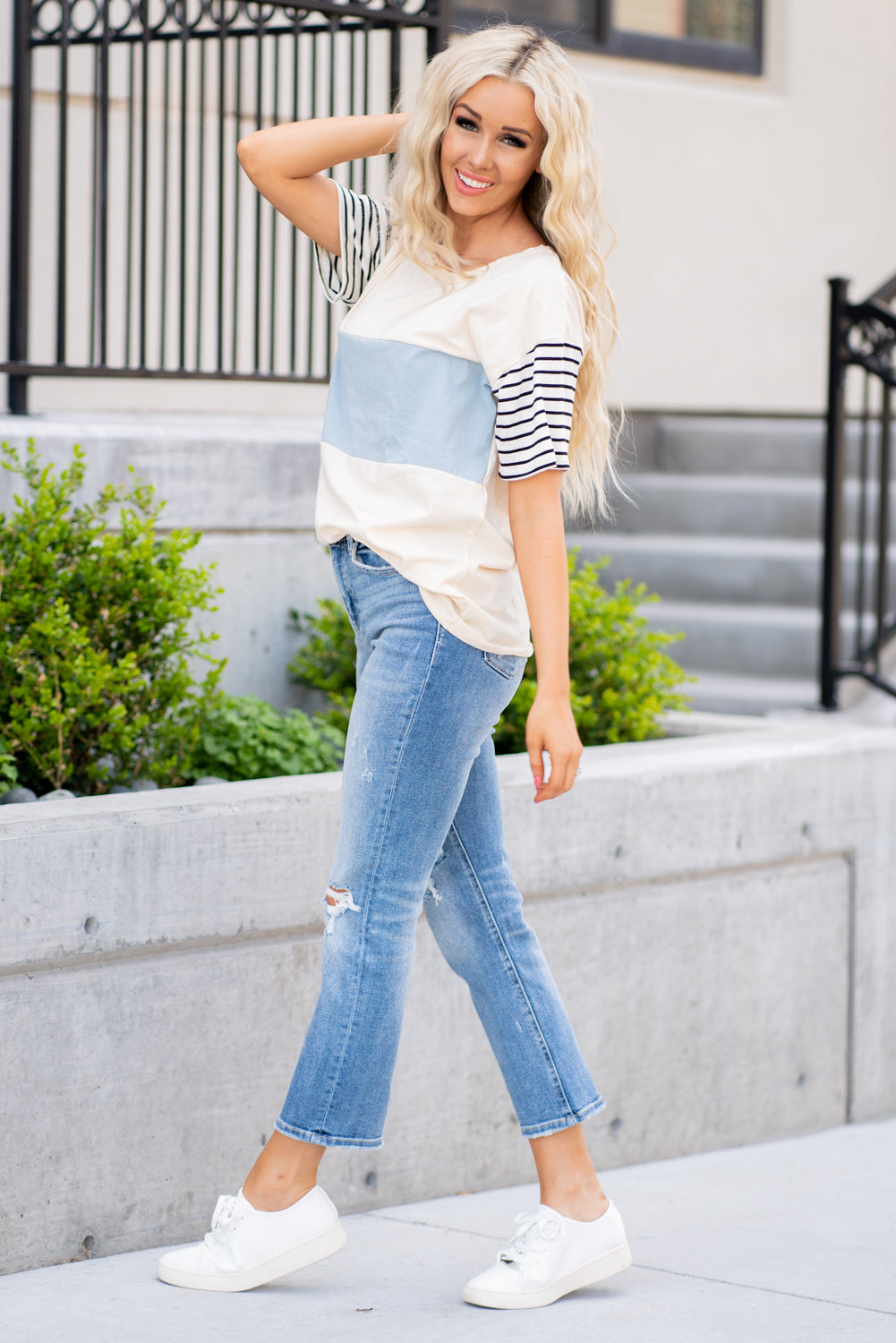 Flying Monkey Jeans A comfortable stretchy denim with a slouchy fit make these cute Mom jeans perfect for everyday wear. Collection: Spring 2021 Name: West Side Cut: Mom Fit, 26" Inseam Rise: High Rise, 10" Front Rise 93% COTTON 5% POLYESTER 2% SPANDEX Stitching: Classic Style #: F4190 Contact us for any additional measurements or sizing.