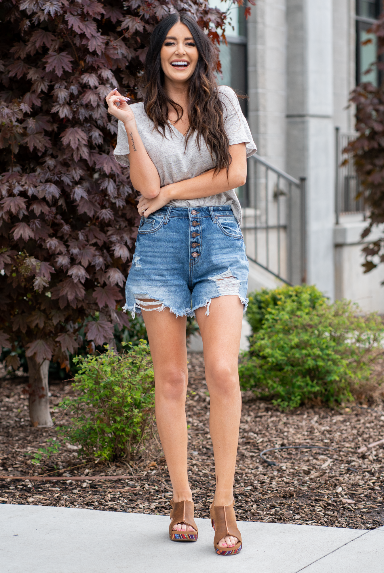 KanCan Jeans Features a comfort waistband, exposed button fly, distressed legs, rigid cotton denim and a frayed hem. Color: Medium Blue Wash Cut: Shorts, 3.5" Inseam* Rise: High Rise, 11.5" Front Rise* 100% Cotton Stitching: Classic Fly: Exposed Button Fly Style #: KC7955D Contact us for any additional measurements or sizing. *Measured on the smallest size, measurements may vary by size.