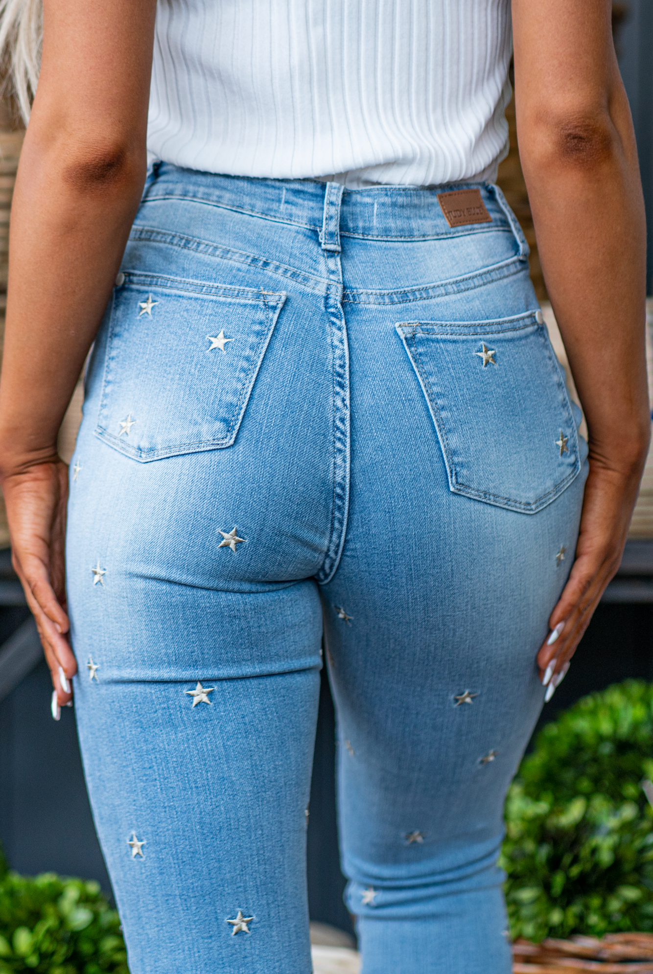 Judy Blue  Don't be afraid to wear high-waisted jeans, especially these star embroidered ones. With a dark blue wash, these will be new favorites!   Color: Light Blue Cut: Skinny, 28.5" Inseam* Rise: High Rise, 10.5" Front Rise* Machine Wash Separately In Cold Water Stitching: Classic Material:  92% COTTON,7% POLYESTER,1% SPANDEX Fly: Zipper Style #: JB88265  , 88265 Contact us for any additional measurements or sizing.    *Measured on the smallest size, measurements may vary by size. 