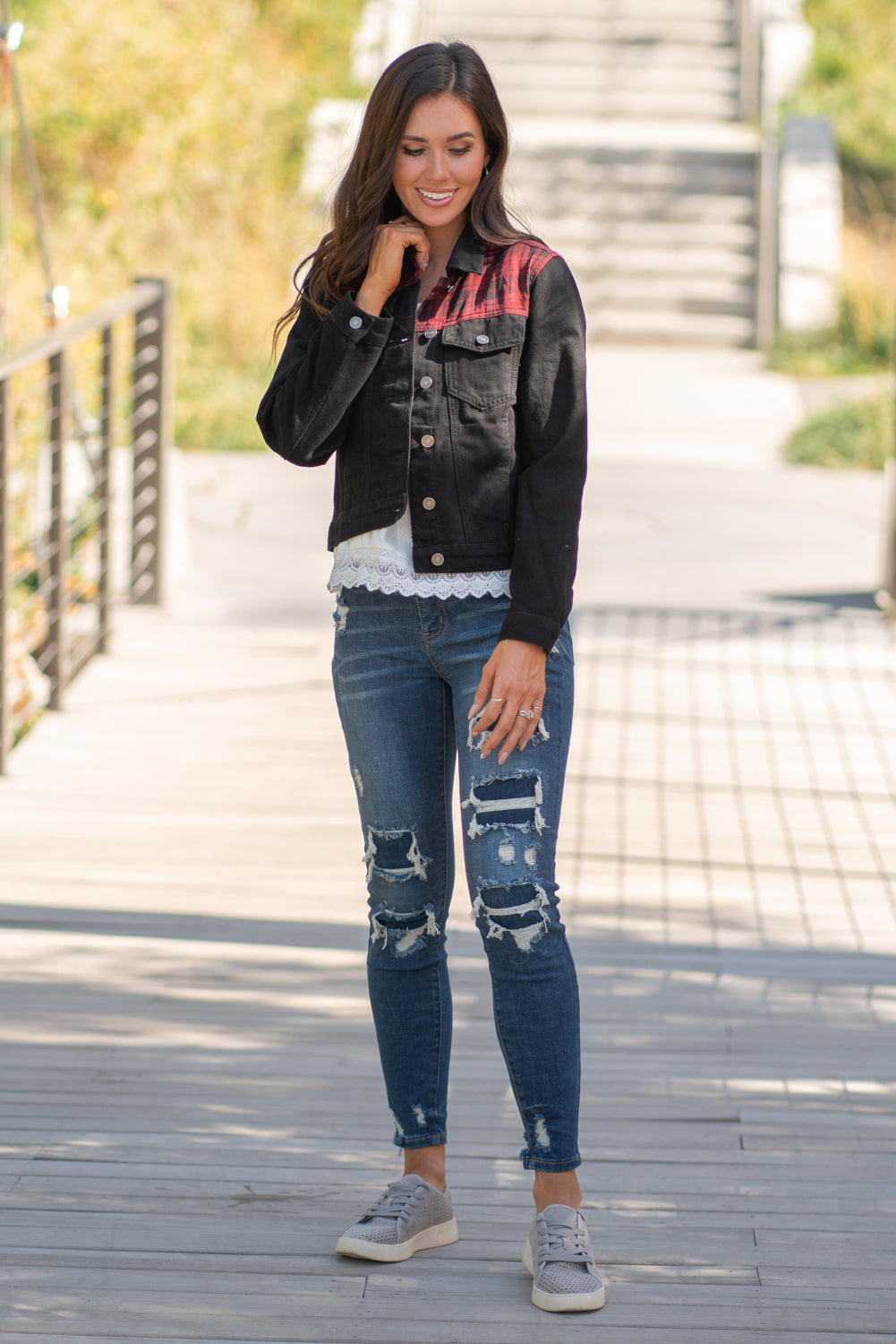 KanCan Jeans Collection: Fall 2020 Color: Buffalo Plaid Red, Black Cut: Half Fit Denim Jacket Material: 100% Cotton Stitching: Classic Style #: KC6293BK Contact us for any additional measurements or sizing. Chloe is 5’8" and 130 pounds. She wears a size 26 in jeans, a small top and 8.5 in shoes. She is wearing a size small in this jacket.
