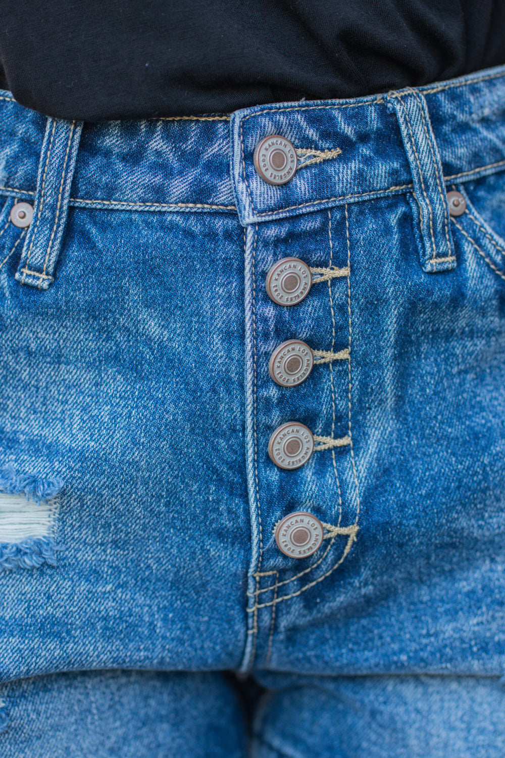 High Rise Boyfriend Shorts By Kan Can Collection: Summer 2020 Boyfriend Shorts High Rise waist, 11" Front Rise Shorts, 3" Inseam Dark Wash Material: 100% COTTON Stitching: Classic Fly: Exposed Button Fly Style #: KC7823D