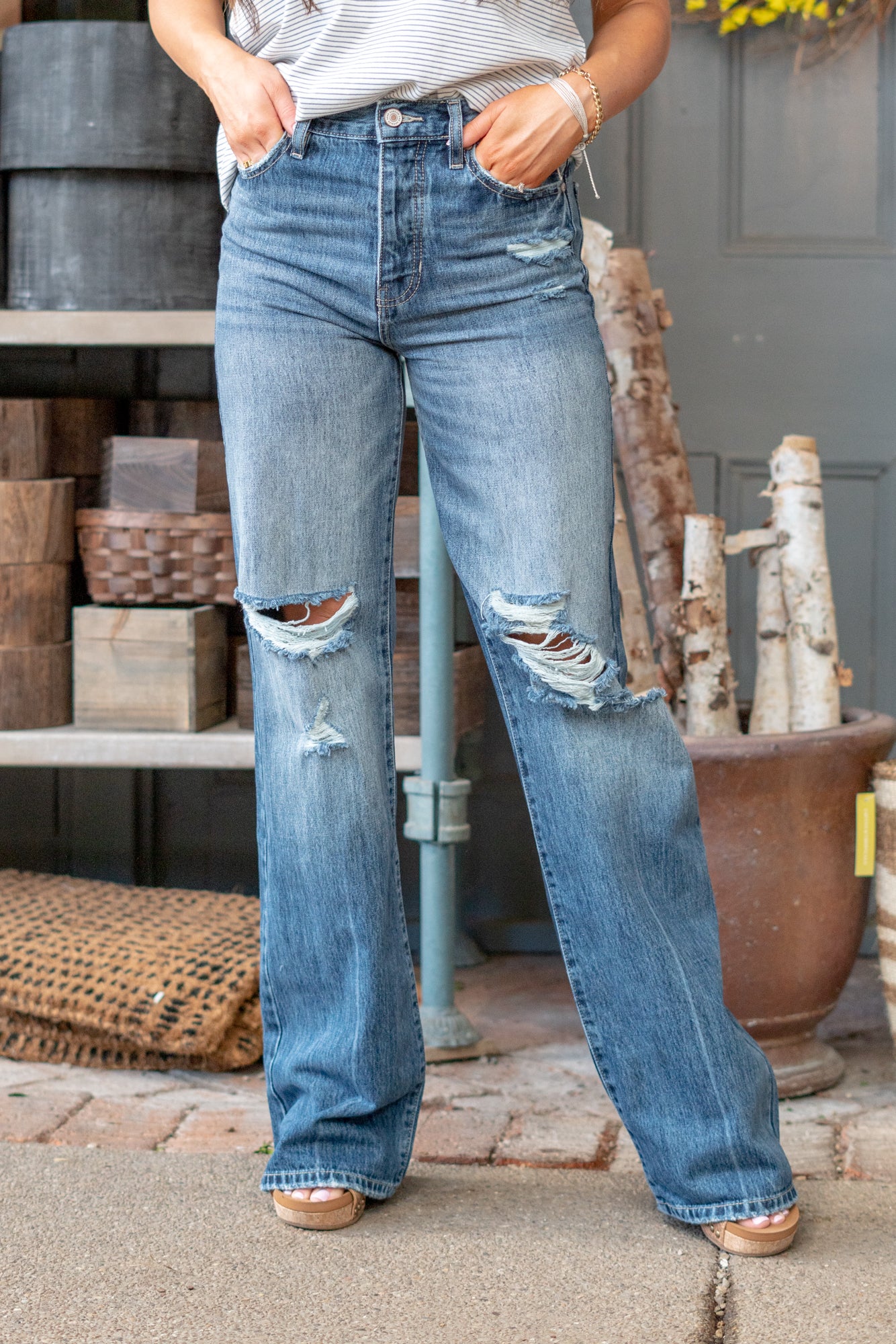 American Blues KanCan Jeans Rawlins High Rise Distressed 90s Flare