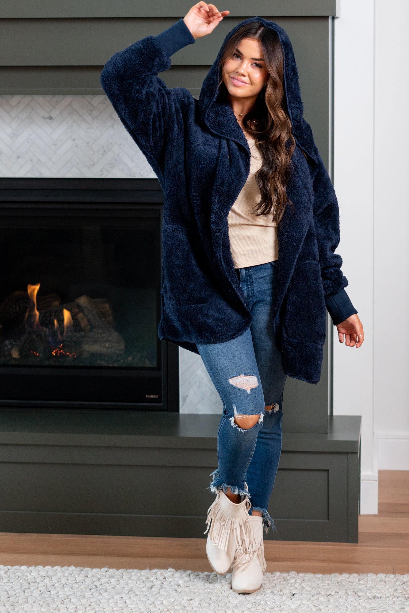 Hem & Thread   This is that cozy jacket you will throw on every day and go! One size fits most with an open neckline and long sleeve and side pockets.   Color: Navy Neckline: Open  Sleeve: Long 100% POLYESTER Style #: L2394-Navy Contact us for any additional measurements or sizing. 