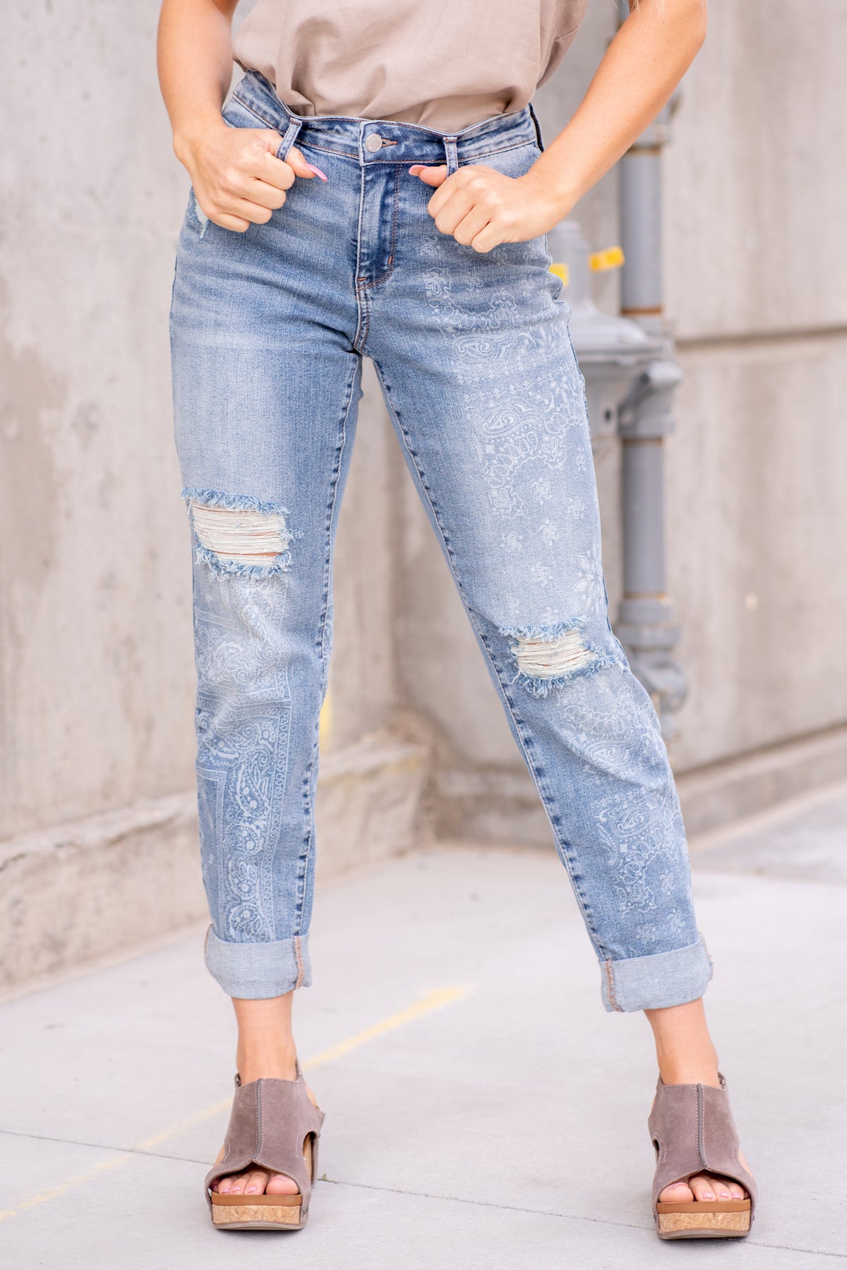 Clothing, Shoes & Accessories:Women's Clothing:Jeans – tagged