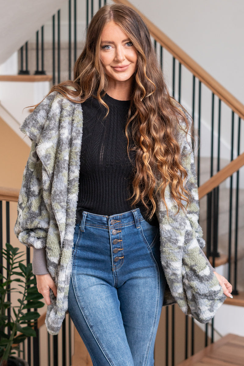 Hem & Thread   This is that cozy jacket you will throw on every day and go! One size fits most with an open neckline and long sleeves and side pockets.   Color: Gray Camo Neckline: Open  Sleeve: Long 100% POLYESTER Style #: 19919C-GrayCamo