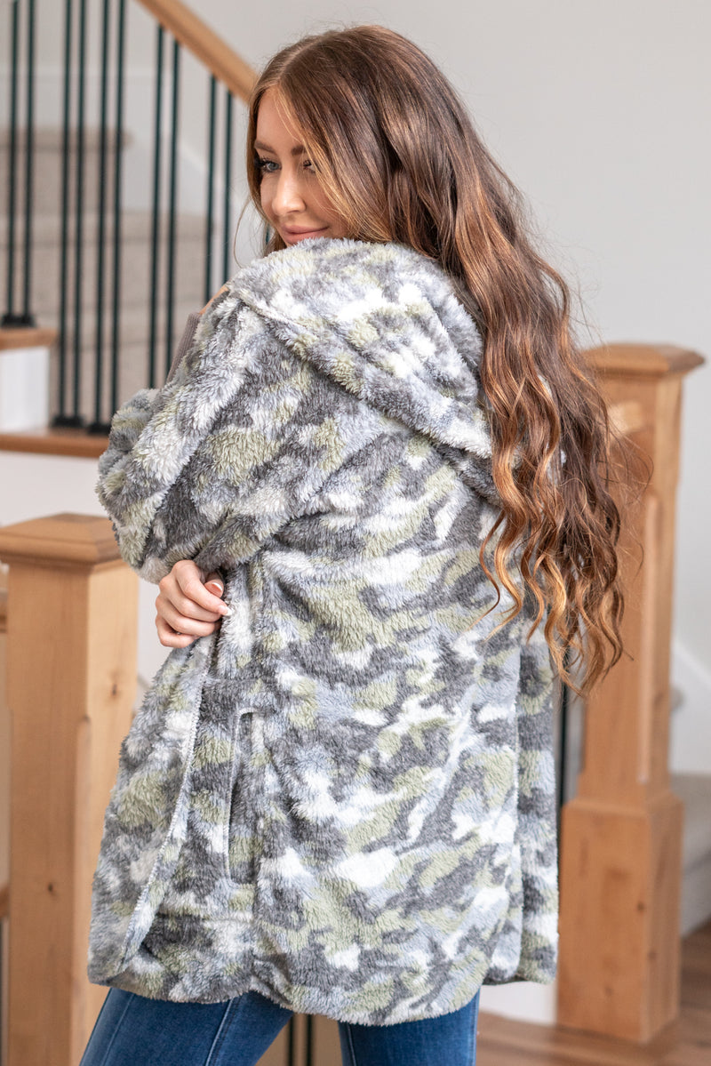 Hem & Thread   This is that cozy jacket you will throw on every day and go! One size fits most with an open neckline and long sleeves and side pockets.   Color: Gray Camo Neckline: Open  Sleeve: Long 100% POLYESTER Style #: 19919C-GrayCamo