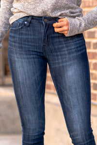 Kan Can Jeans Color: Dark Wash Cut: Skinny, 29.5" Inseam* Rise: Mid-Rise, 8.5" Front Rise* 65.4% COTTON 33.6% POLYESTER 1% SPANDEX Stitching: Classic Fly: Zipper Style #: KC7085LOD Contact us for any additional measurements or sizing.  *Measured on the smallest size, measurements may vary by size. 