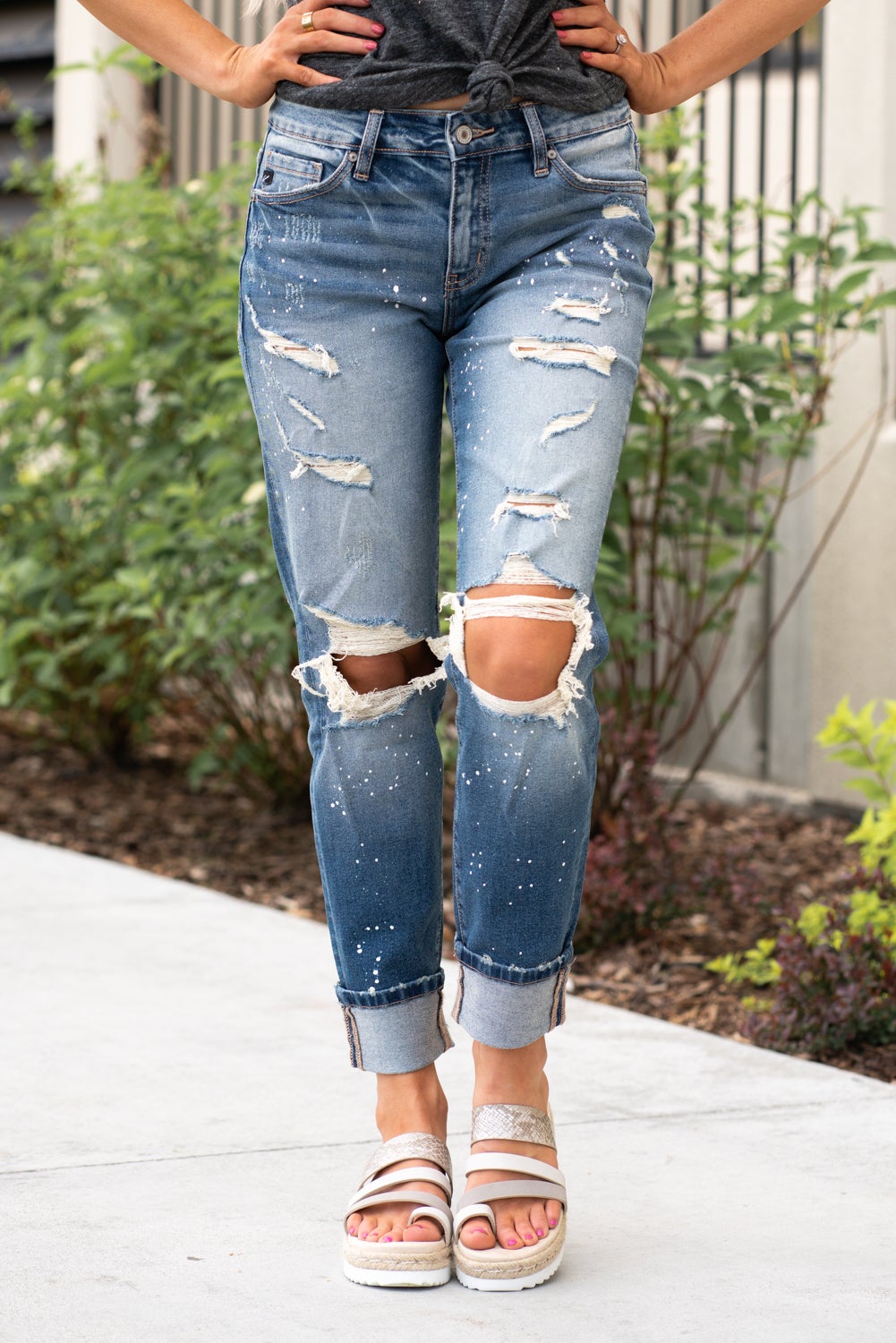 KanCan Jeans Color: Medium Blue Wash Cut: Cuffed Boyfriend Skinny, 27" Inseam Rise: High-Rise, 9.75" Front Rise 99% Cotton, 1% Spandex Stitching: Classic Fly: Zipper  Style #: KC8368M Contact us for any additional measurements or sizing.  Haley is 5’6" and wears size 1 in jeans, a small top and 7.5 in shoes. She is wearing a size 24/1 in these jeans.
