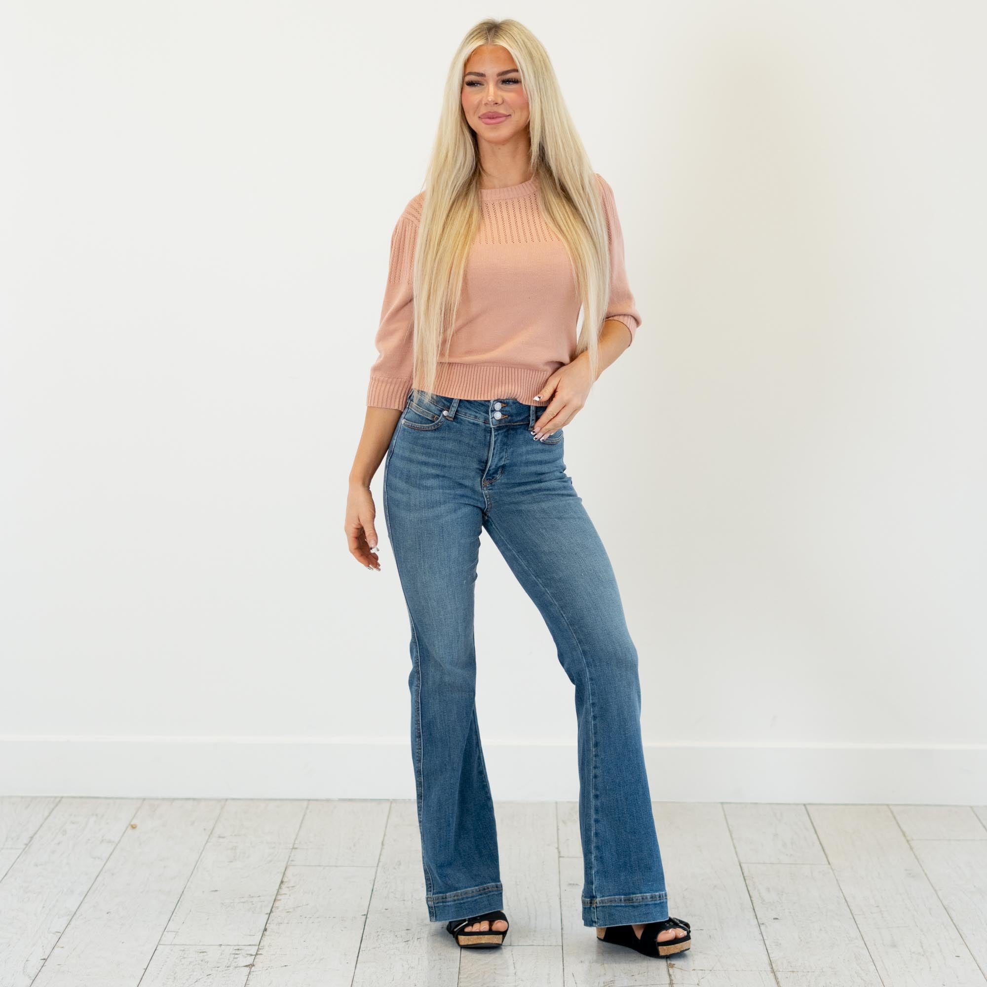 Judy Blue

High-rise tummy control, double-button waist, soft stretch flare—your new sculpting denim essential.

Color: Medium Blue

Cut: Flare, 10.75" Inseam*
Rise: High Rise, 33" Front Rise*
Material: 91% Cotton, 7% Polyester, 2% Spandex
Stitching: Classic
Fly: Zipper
Style #:&nbsp;Style # JB881018 | # 881018

*Measured on the smallest size, measurements may vary by size.

Contact us for any additional measurements or sizing.