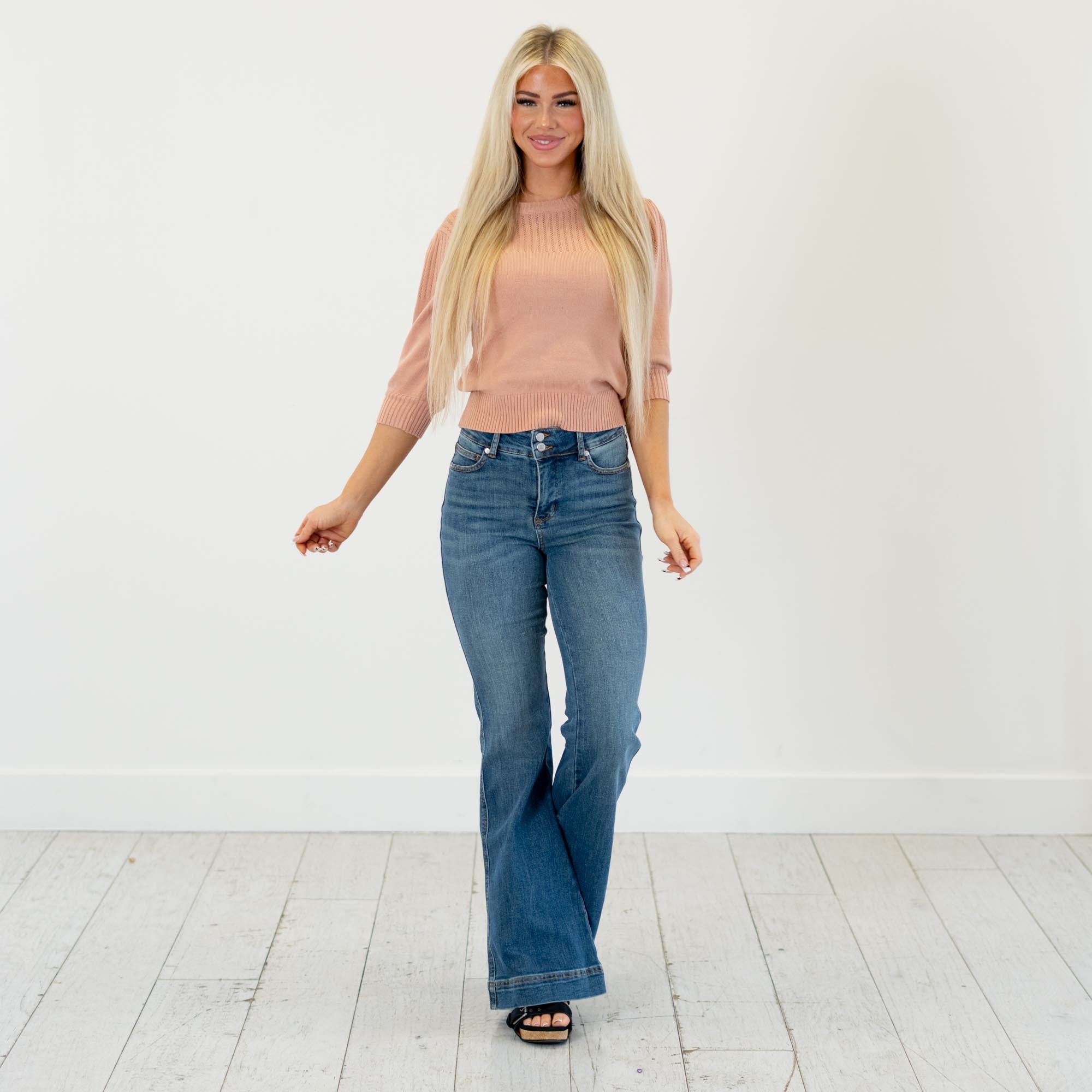 Judy Blue

High-rise tummy control, double-button waist, soft stretch flare—your new sculpting denim essential.

Color: Medium Blue

Cut: Flare, 10.75" Inseam*
Rise: High Rise, 33" Front Rise*
Material: 91% Cotton, 7% Polyester, 2% Spandex
Stitching: Classic
Fly: Zipper
Style #:&nbsp;Style # JB881018 | # 881018

*Measured on the smallest size, measurements may vary by size.

Contact us for any additional measurements or sizing.