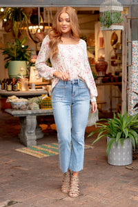 VERVET by Flying Monkey Jeans  These jeans feature a high rise with a kick flare and a square front pocket. Flare, 26.5" Inseam*  Rise: High Rise, 10" Front Rise* Leg Opening: 16.5"* 95% COTTON, 3% POLYESTER, 2% SPANDEX Stitching: Classic  Fly: Zipper Fly  Style #: T5830 Contact us for any additional measurements or sizing. 