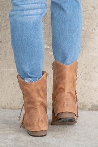 Booties | Very G  These booties from Very G are perfect to wear with your favorite jeans this fall.  Style Name: Sassy Color: Tan Cut: Zip Up Side Rubber Sole Style #: VGLB0339-Tan Contact us for any additional measurements or sizing.   