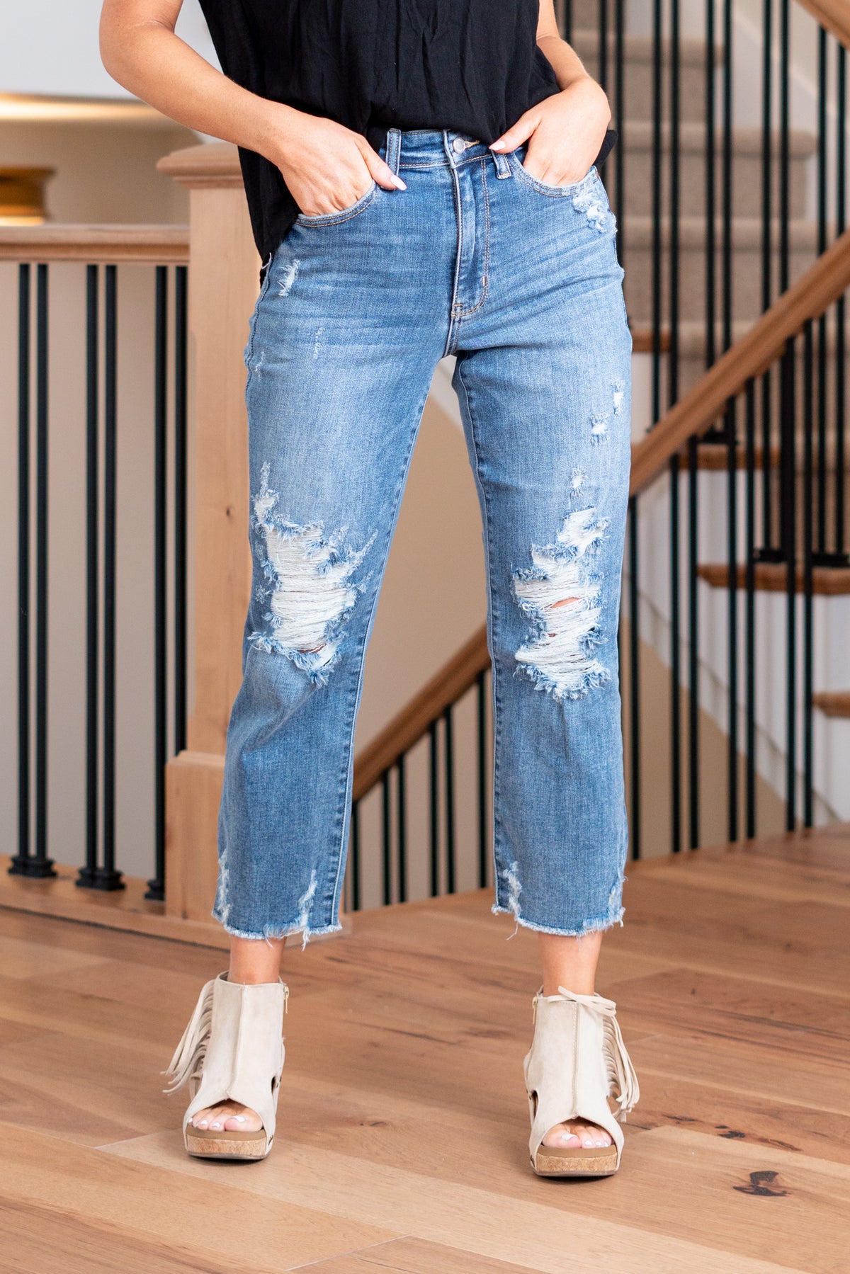 Judy Blue  Update your wardrobe with these high rise cropped straight fit jeans. Color: Medium Blue  Cut: Straight fit, 25"* High Rise, 11" Front Rise* Material: 93% Cotton / 6% Polyester / 1% Spandex Stitching: Classic Fly: Zipper Fly Style #: JB82434 | 82434 Contact us for any additional measurements or sizing.   *Measured on the smallest size, measurements may vary by size.  Sarah wears a size 25 in jeans, a small in tops, and 8 in shoes. She is wearing size 25 in these jeans. 