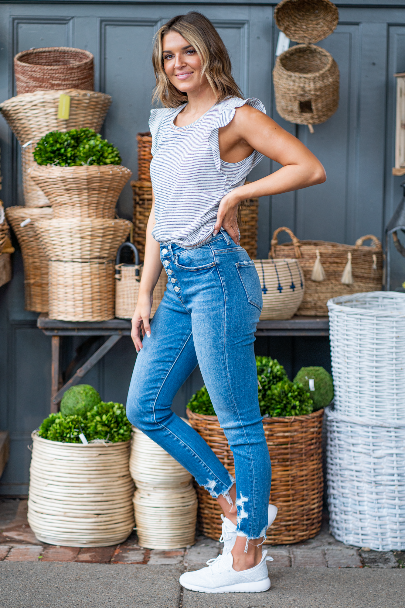 VERVET by Flying Monkey Jeans  Comfort-stretch denim, high rise waist, Skinny fitted legs with a light blue wash. Skinny, 27" Inseam* Rise: High Rise, 10" Front Rise* 98% Cotton, 2% Spandex Machine Wash Separately In Cold Water Stitching: Classic  Fly: Zipper     Style #: T5199 Contact us for any additional measurements or sizing.    *Measured on the smallest size, measurements may vary by size. 